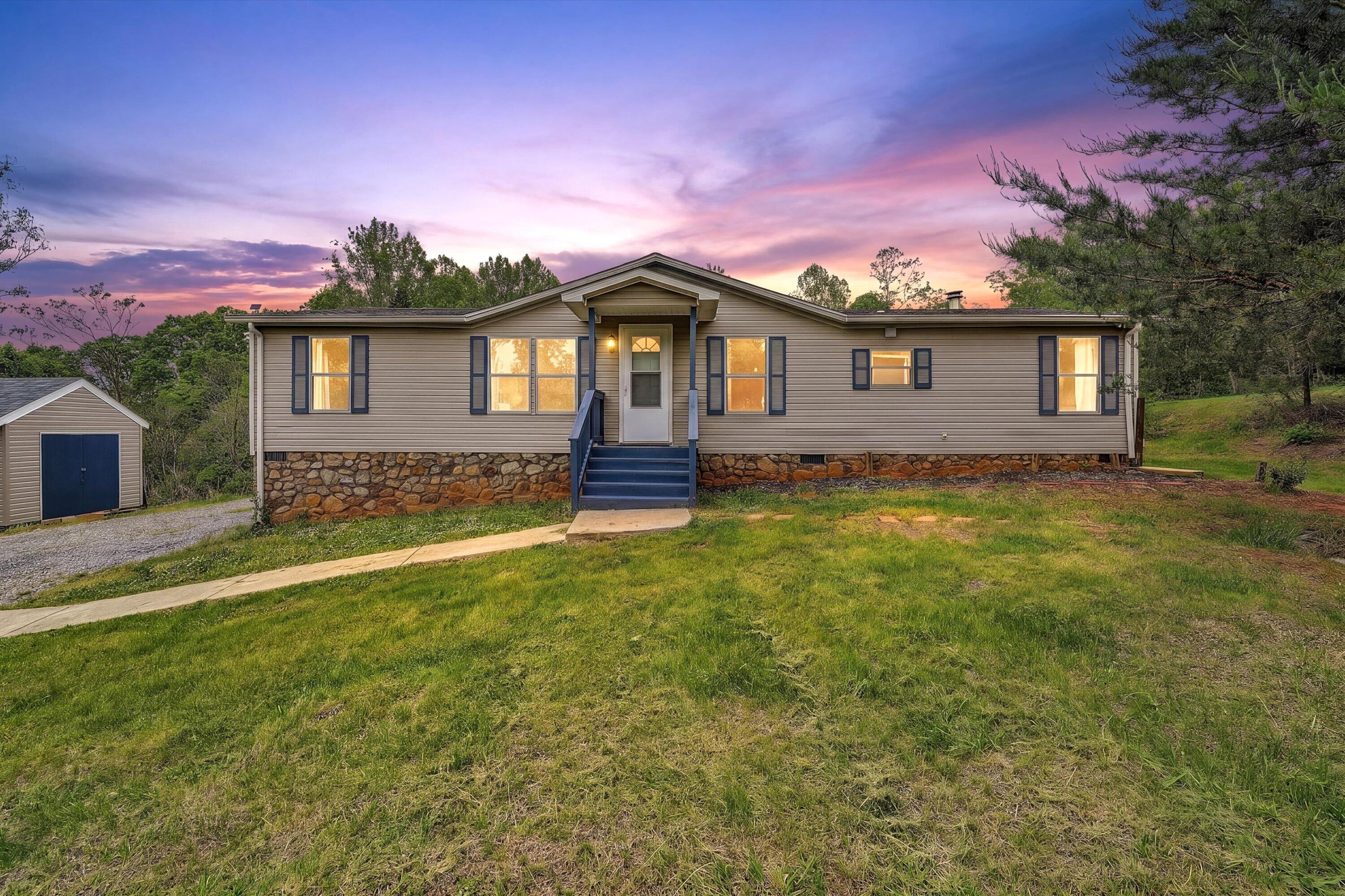 1181 Huntington Dr — photo