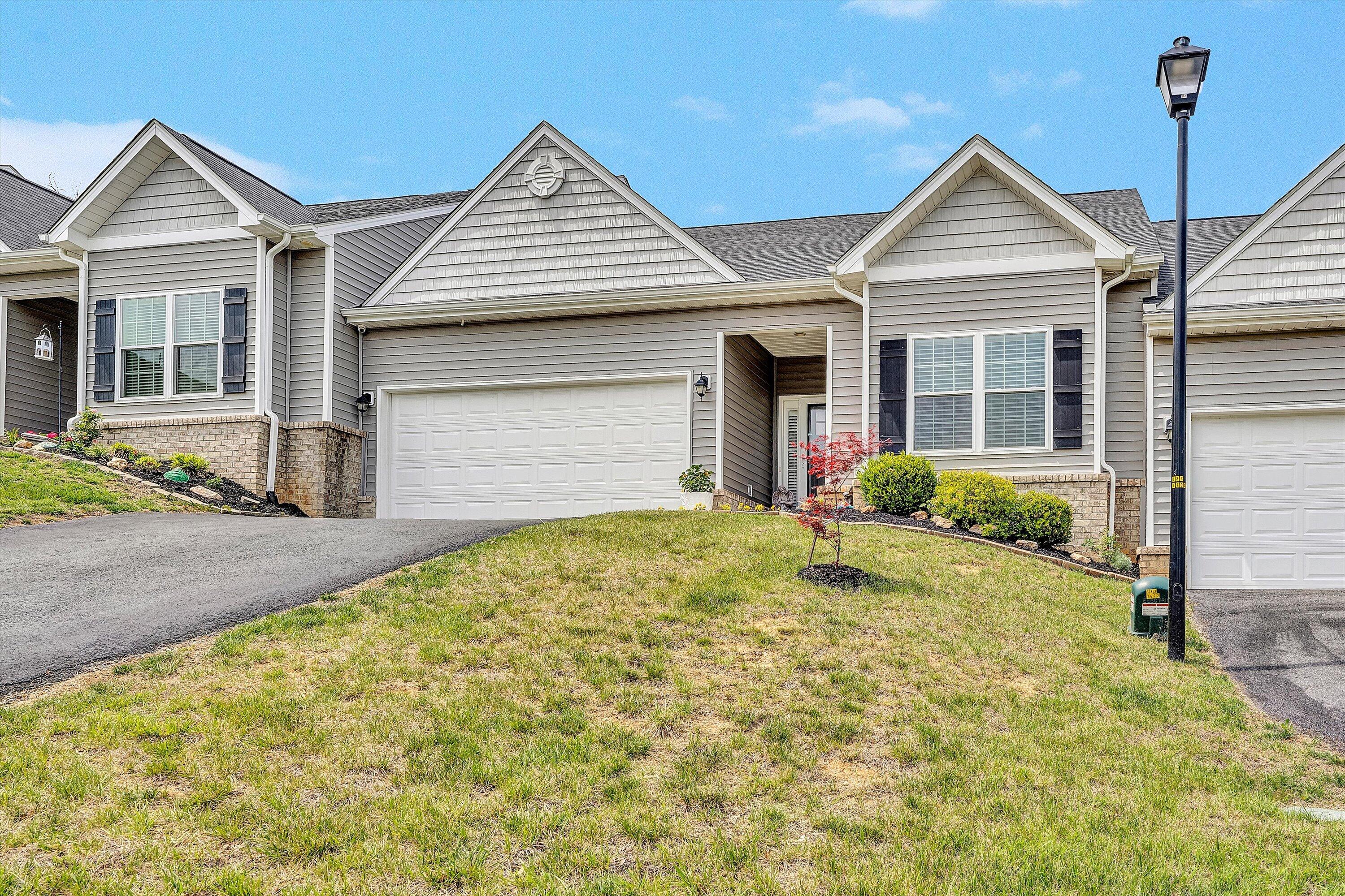 22 Carrington Ct — photo