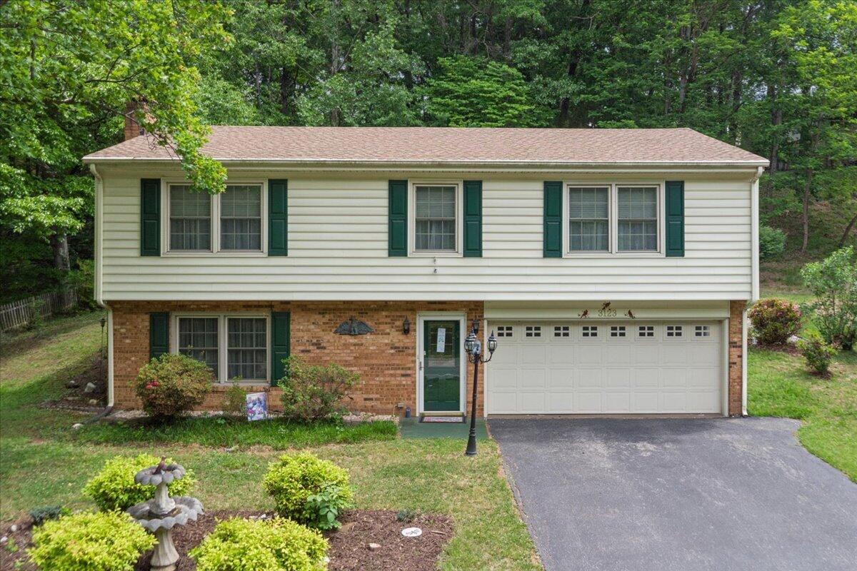 3123 Green Ridge RD, Roanoke, VA 24019