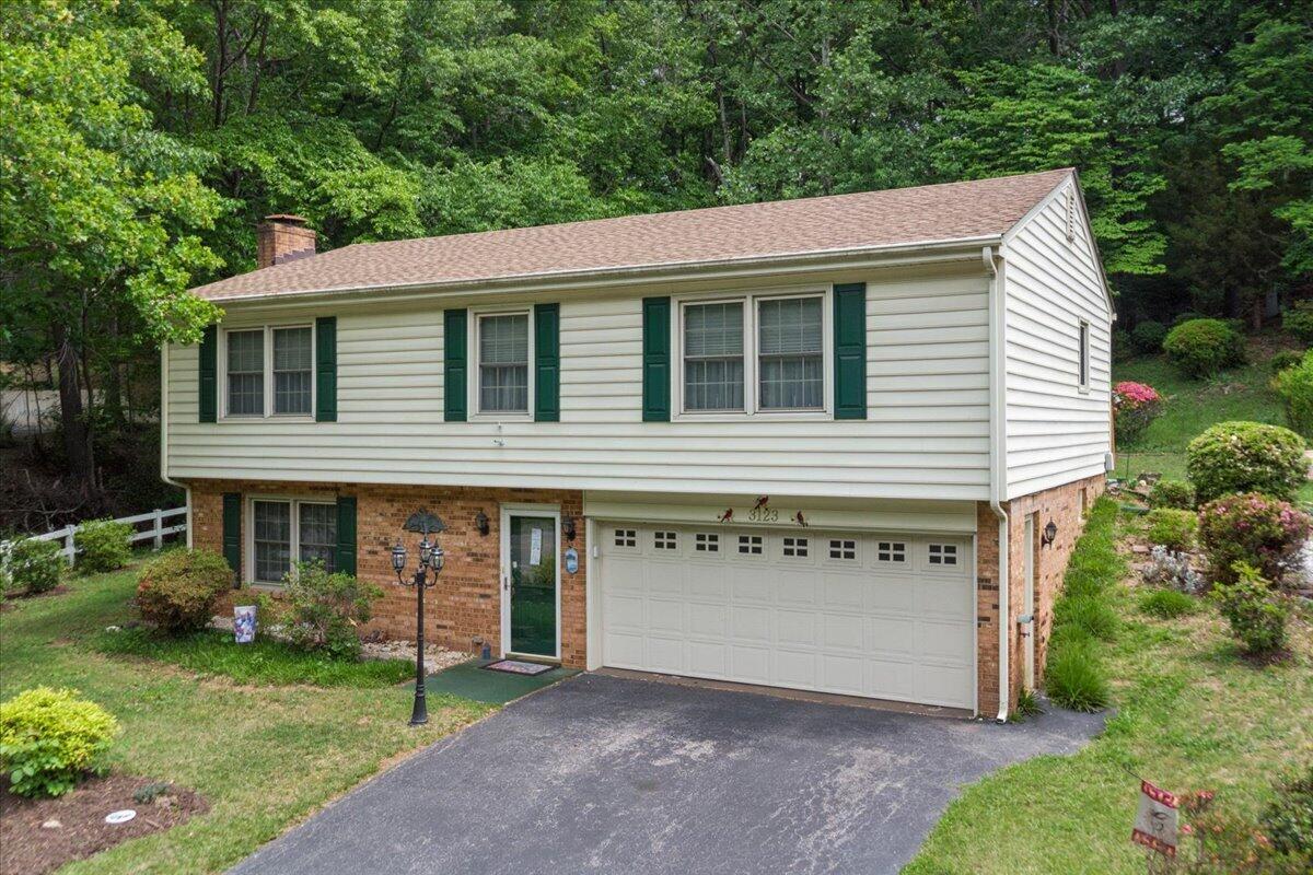 3123 Green Ridge RD, Roanoke, VA 24019 — photo 3