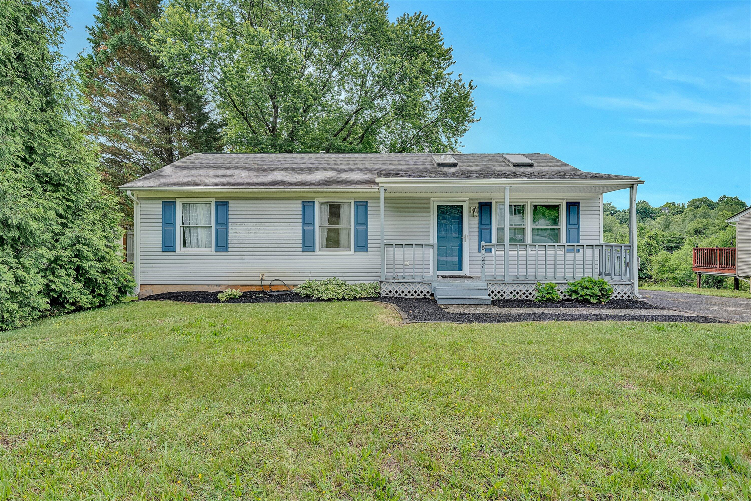 8127 Ashton Ln — photo