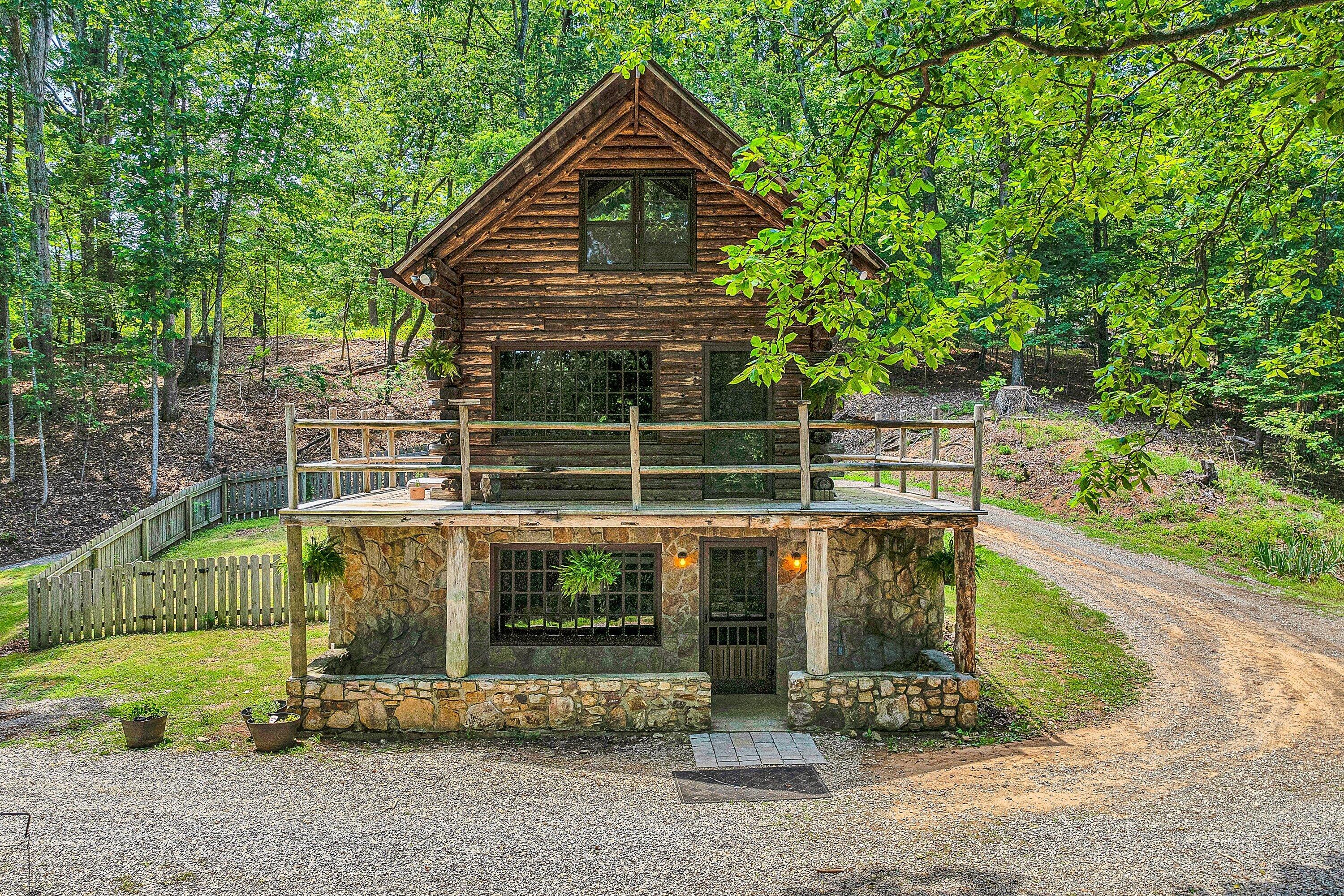 2603 Rutrough RD SE, Roanoke, VA 24014