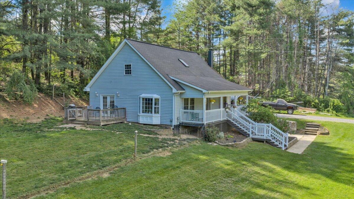 112 Shawsville Pike NE — photo