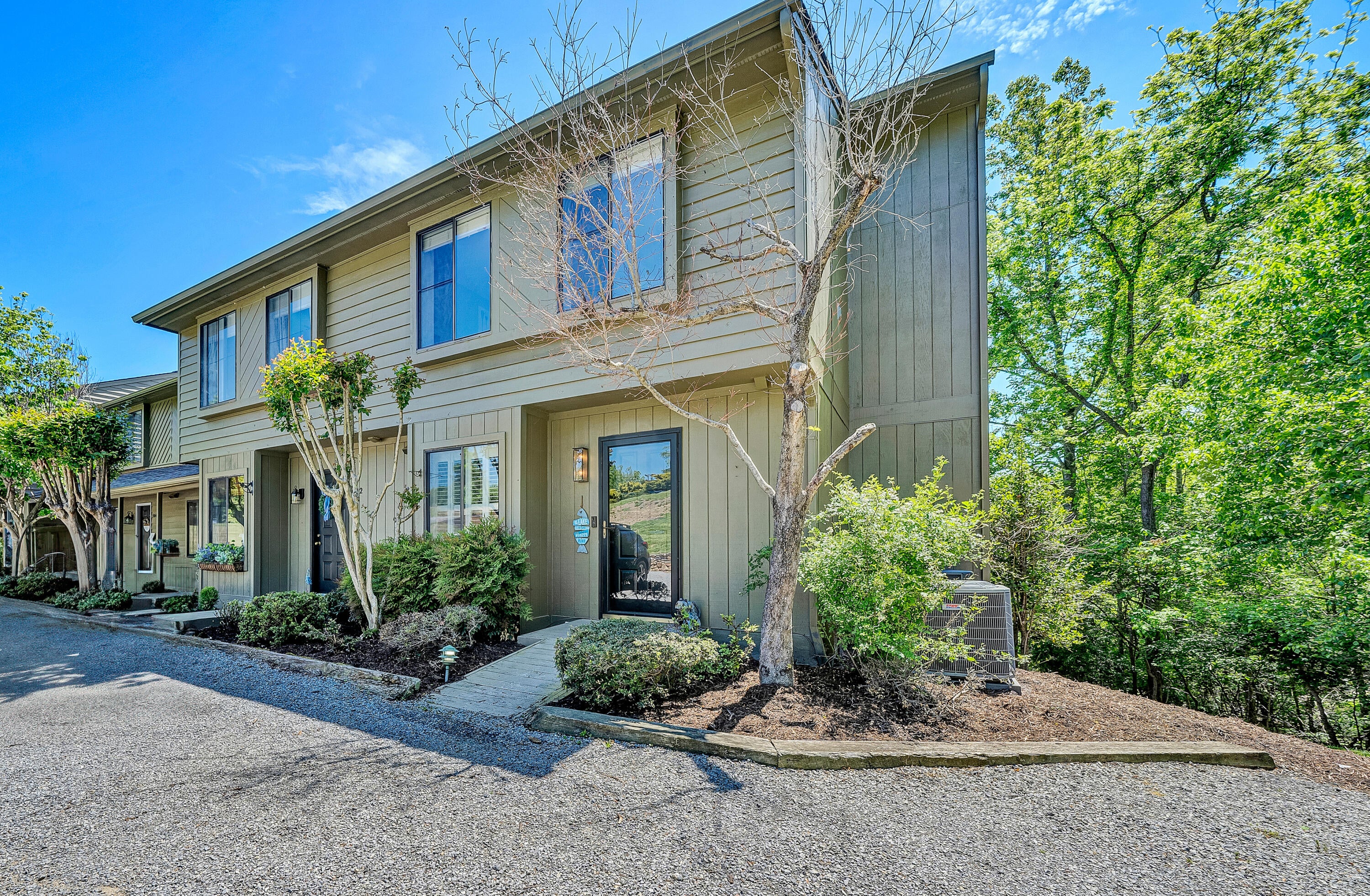 501 Harbor Ridge Dr — photo