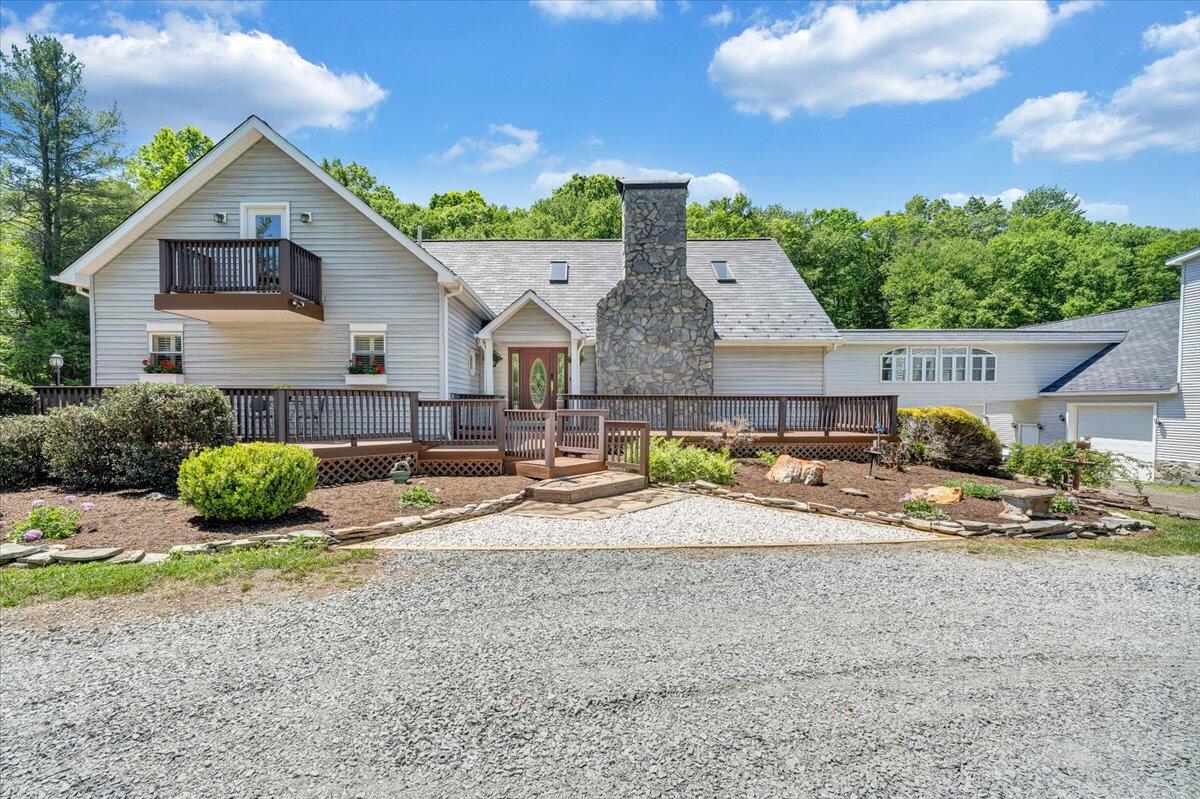 674 Old Furnace Rd SW — photo