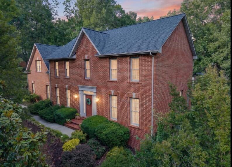 24 Queen Regent Ct — photo