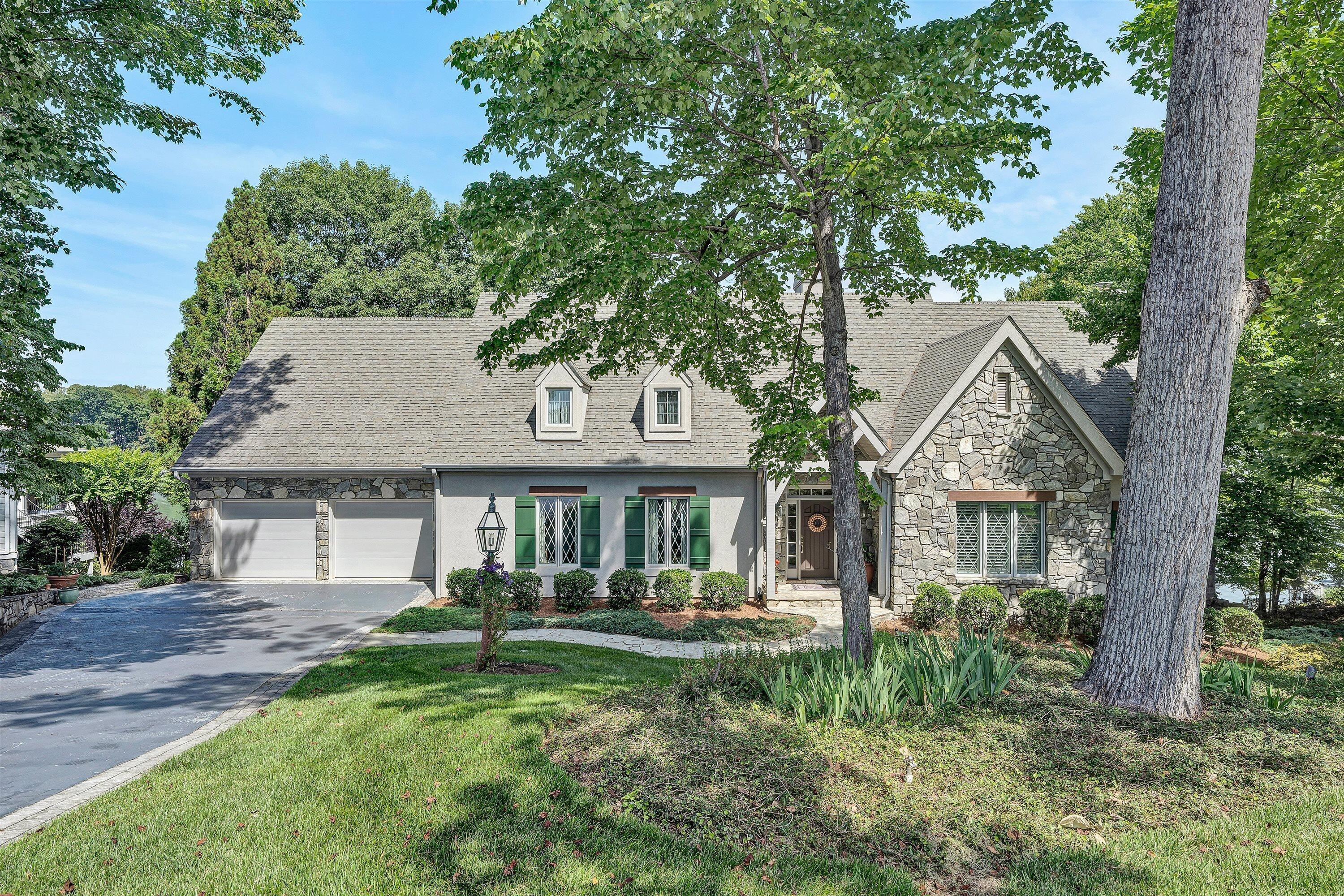315 Upland Shores Dr — photo