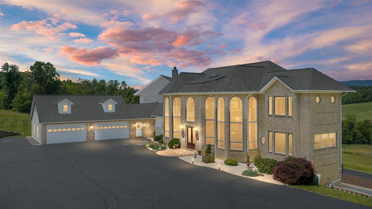 368 Ridge Hollow Rd — photo