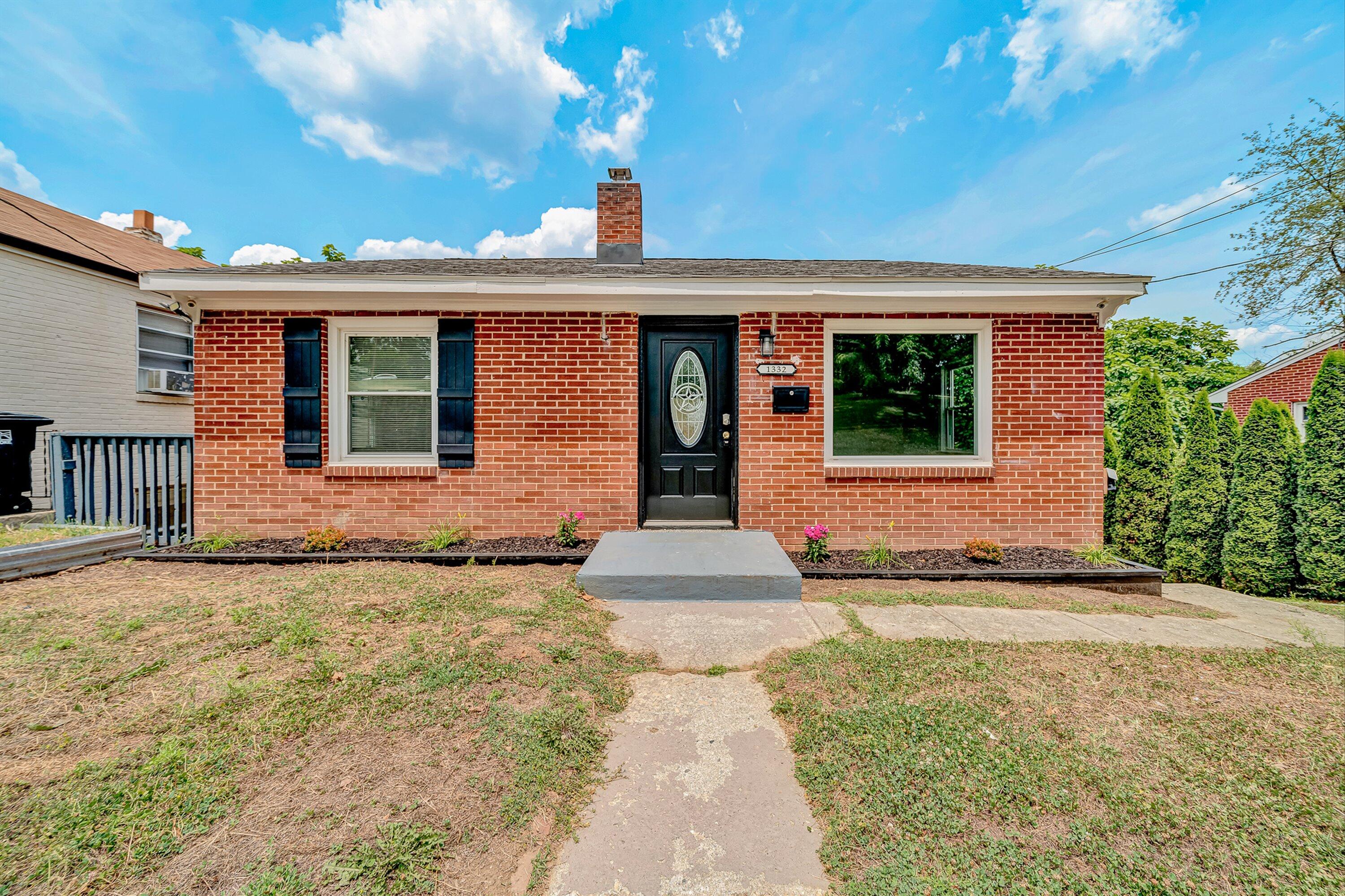 1332 Morningside St SE — photo