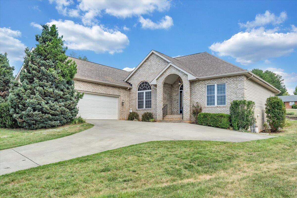 1619 Sterling Place Cir — photo