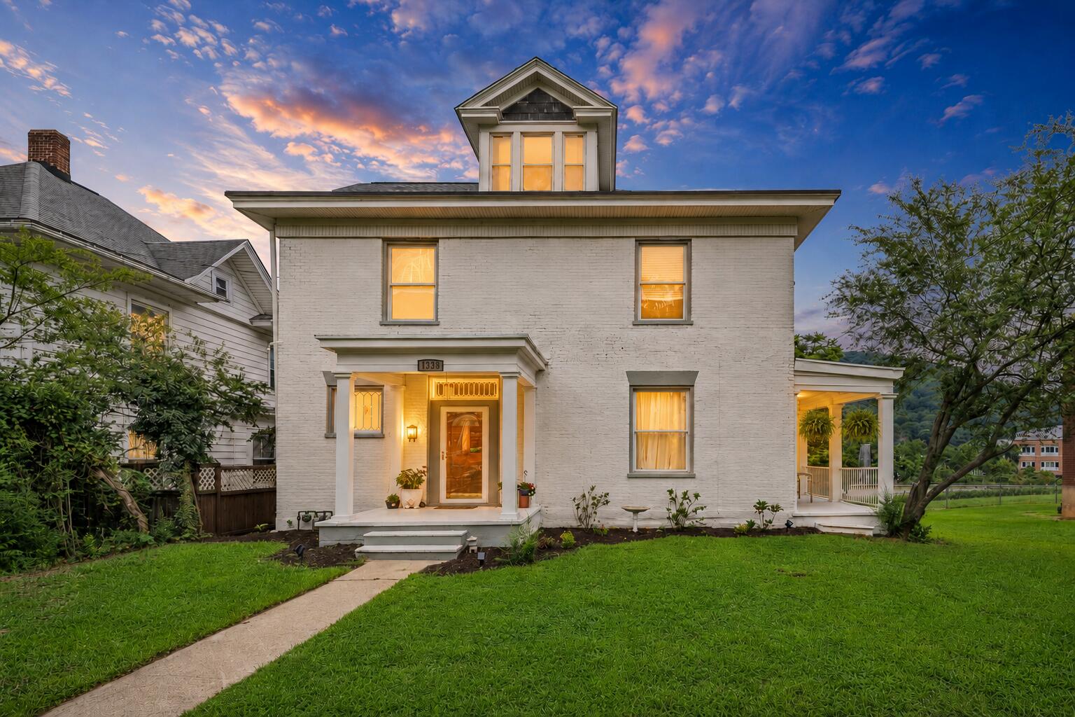 1338 Clarke Ave SW — photo