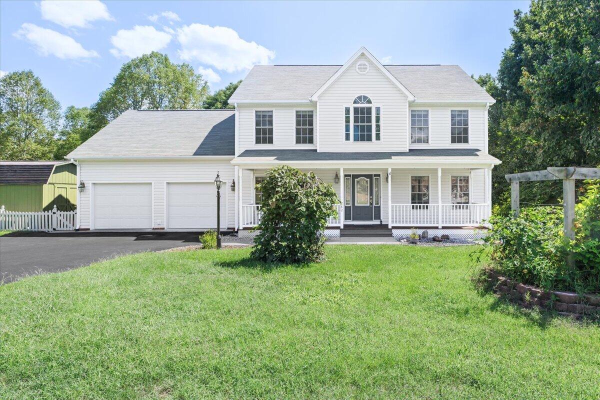 282 Four Seasons Dr — photo