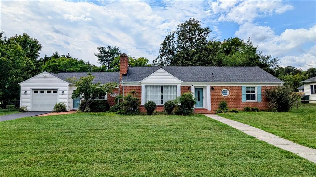 920 Tremont Rd — photo