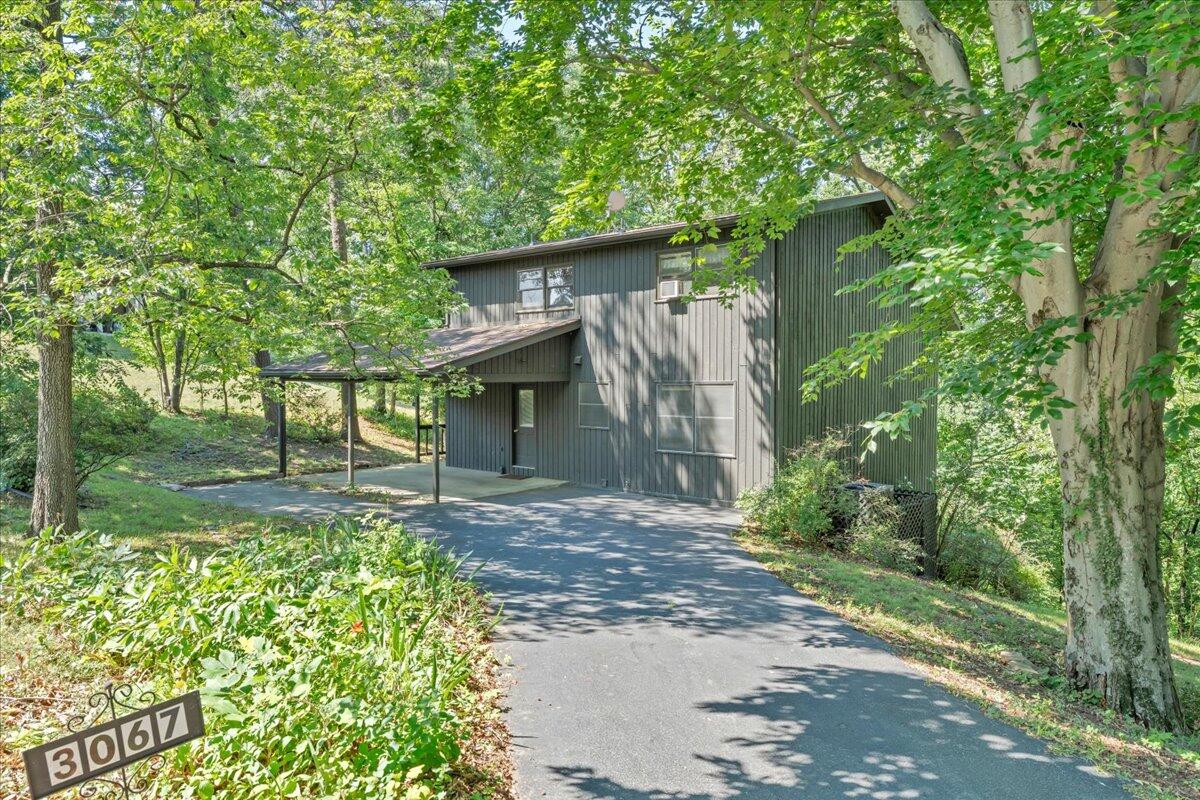 3067 Green Hill Dr — photo