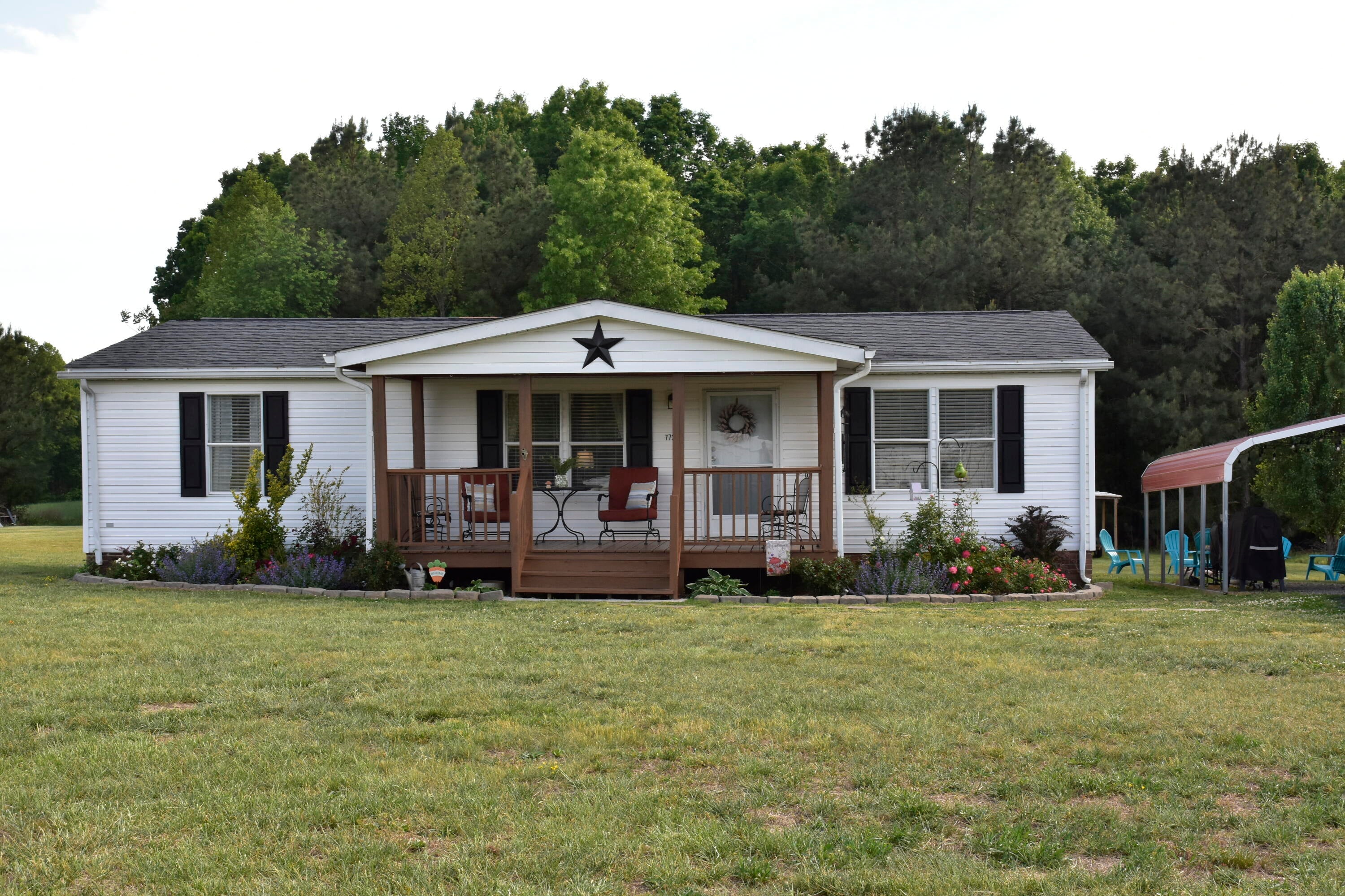 7725 Medical Center Rd — photo