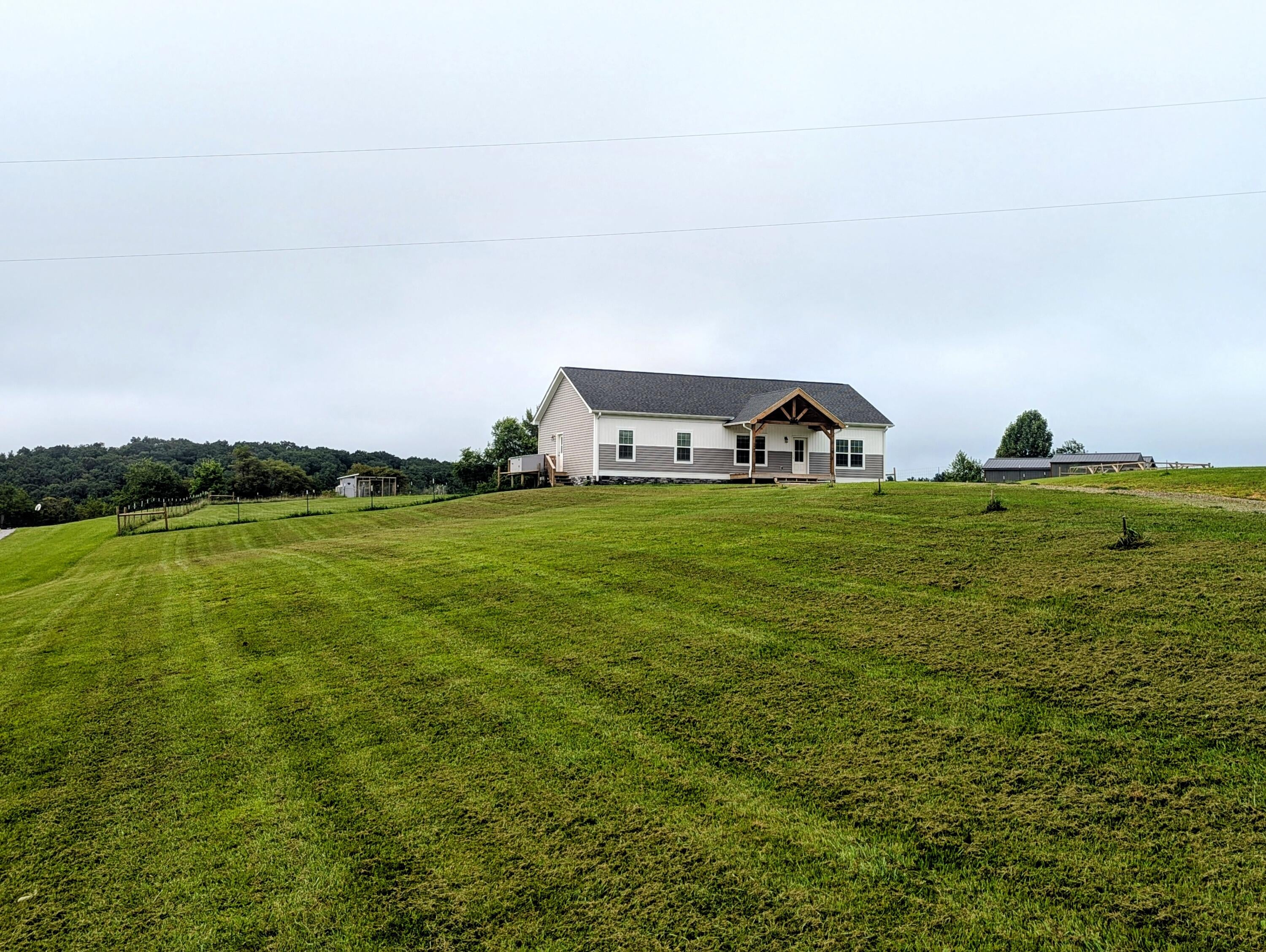 1345 Hale Rd NE — photo