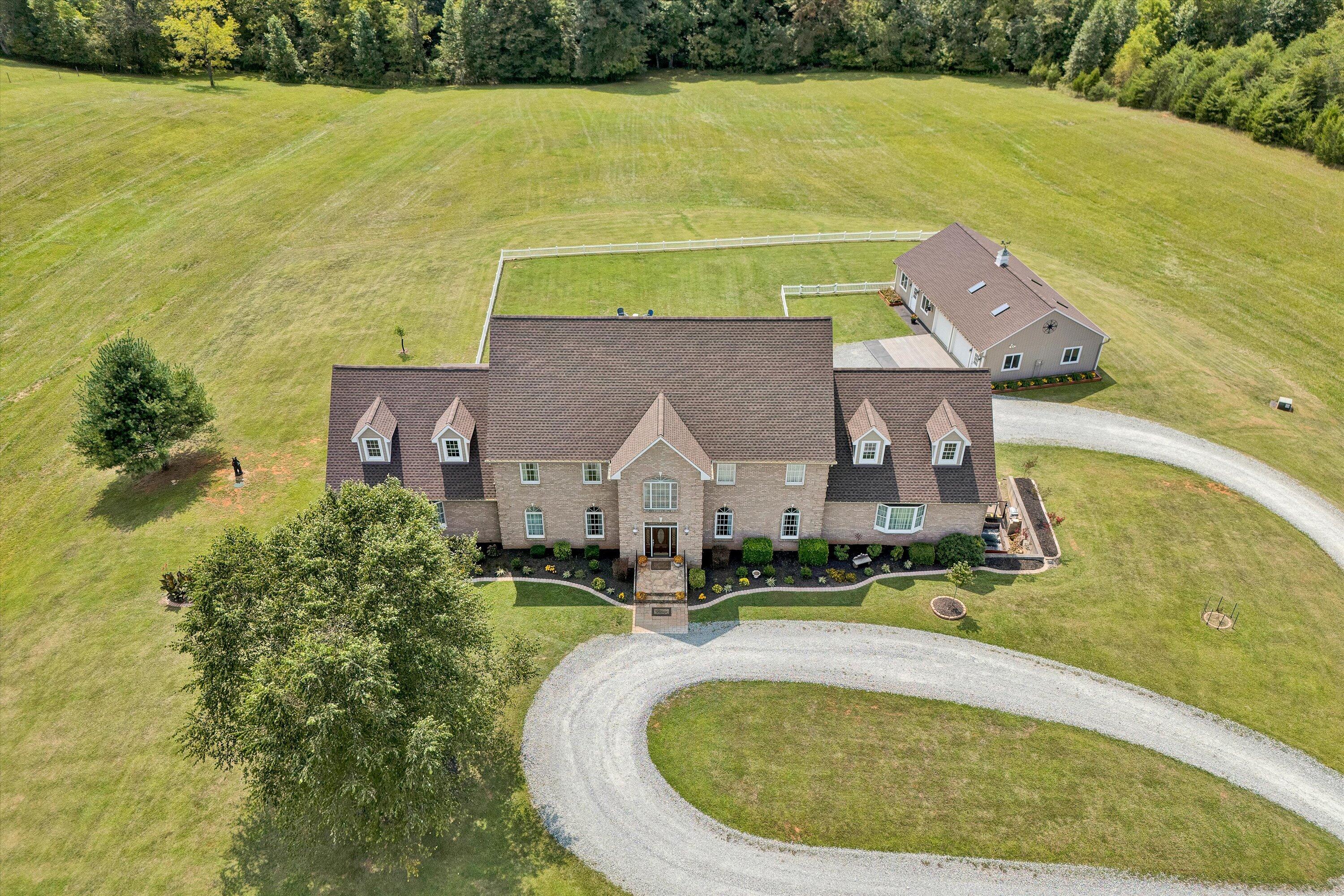 844 Blackwater Hills Dr — photo