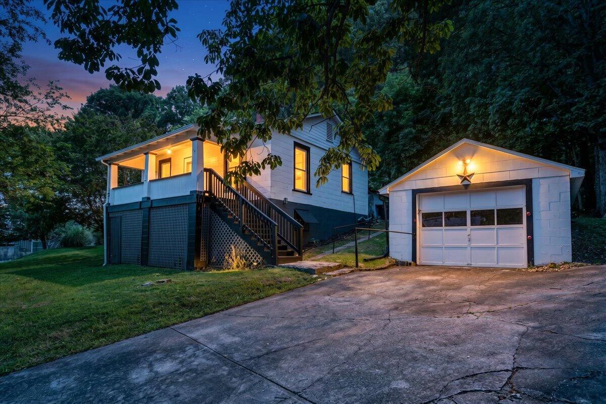 4331 Yellow Mountain Rd — photo
