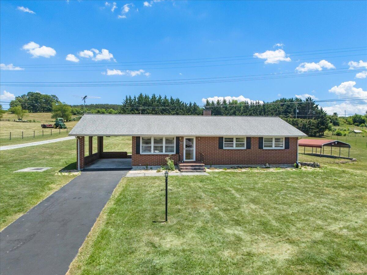 5662 Old Route 11 — photo