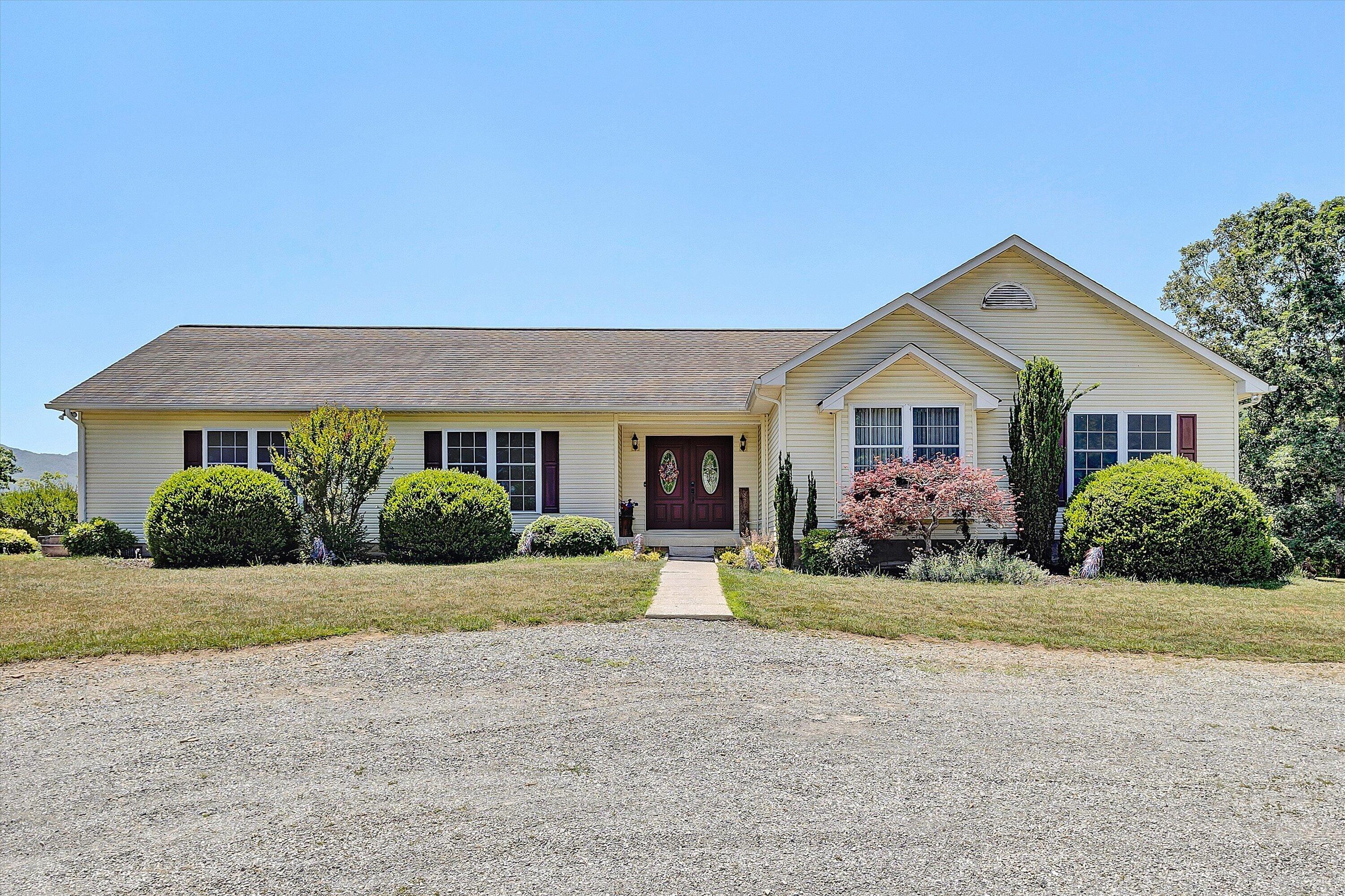271 Camp Mitchell Rd — photo