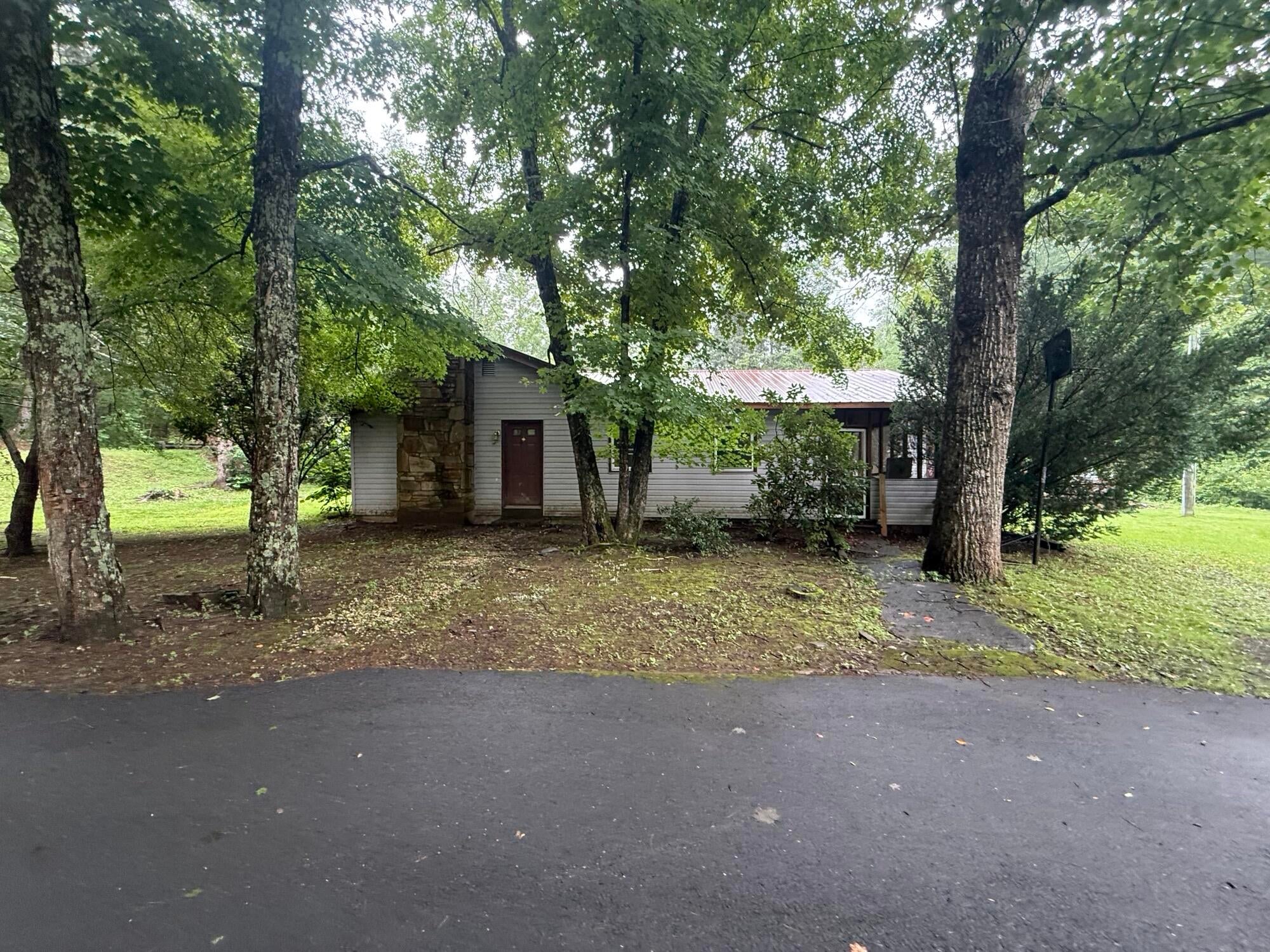 332 Rogers Rd — photo