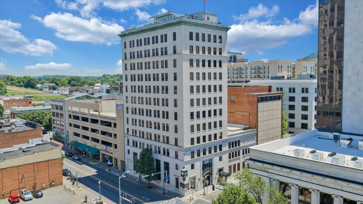 204 S Jefferson St # 2 — photo
