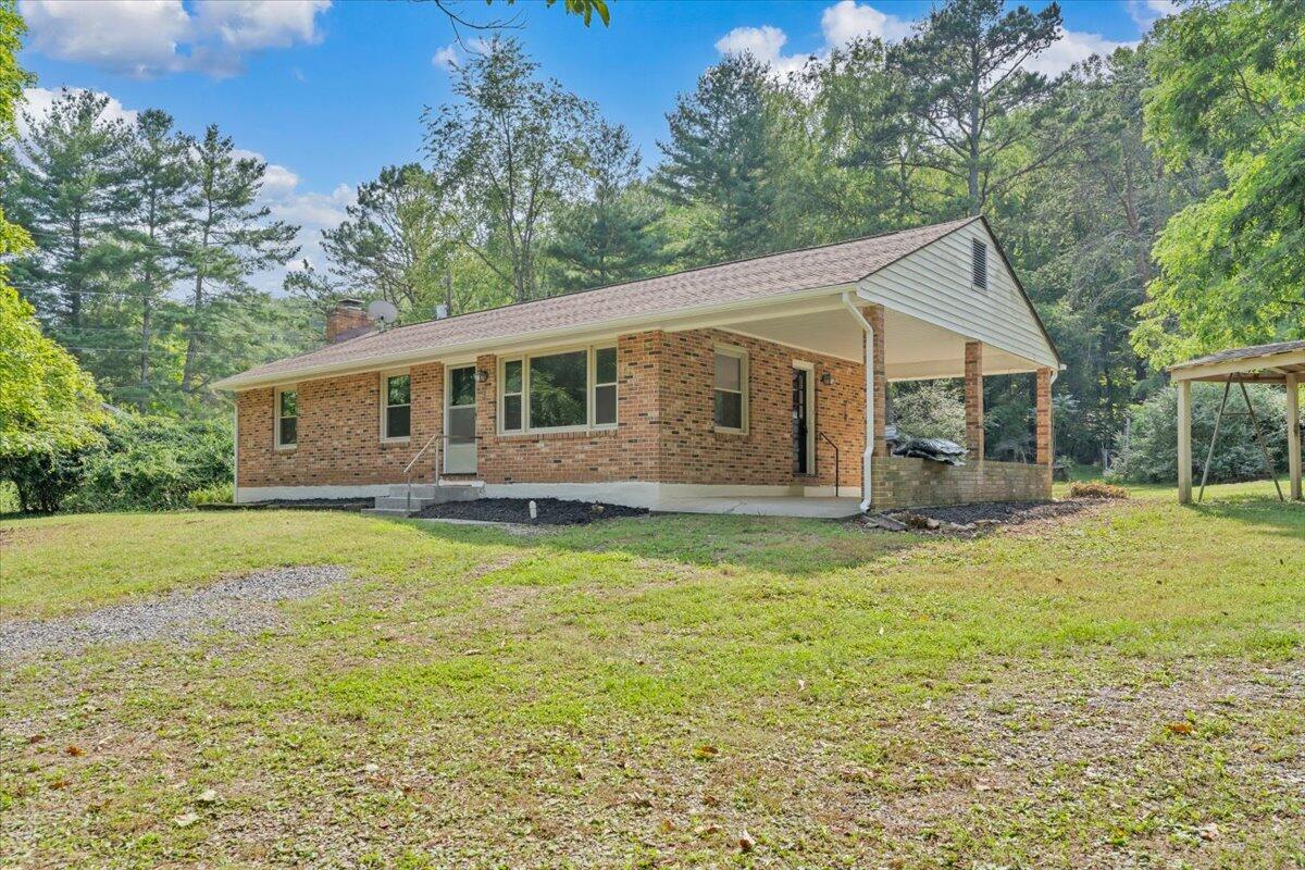 206 Houston Mines Rd — photo