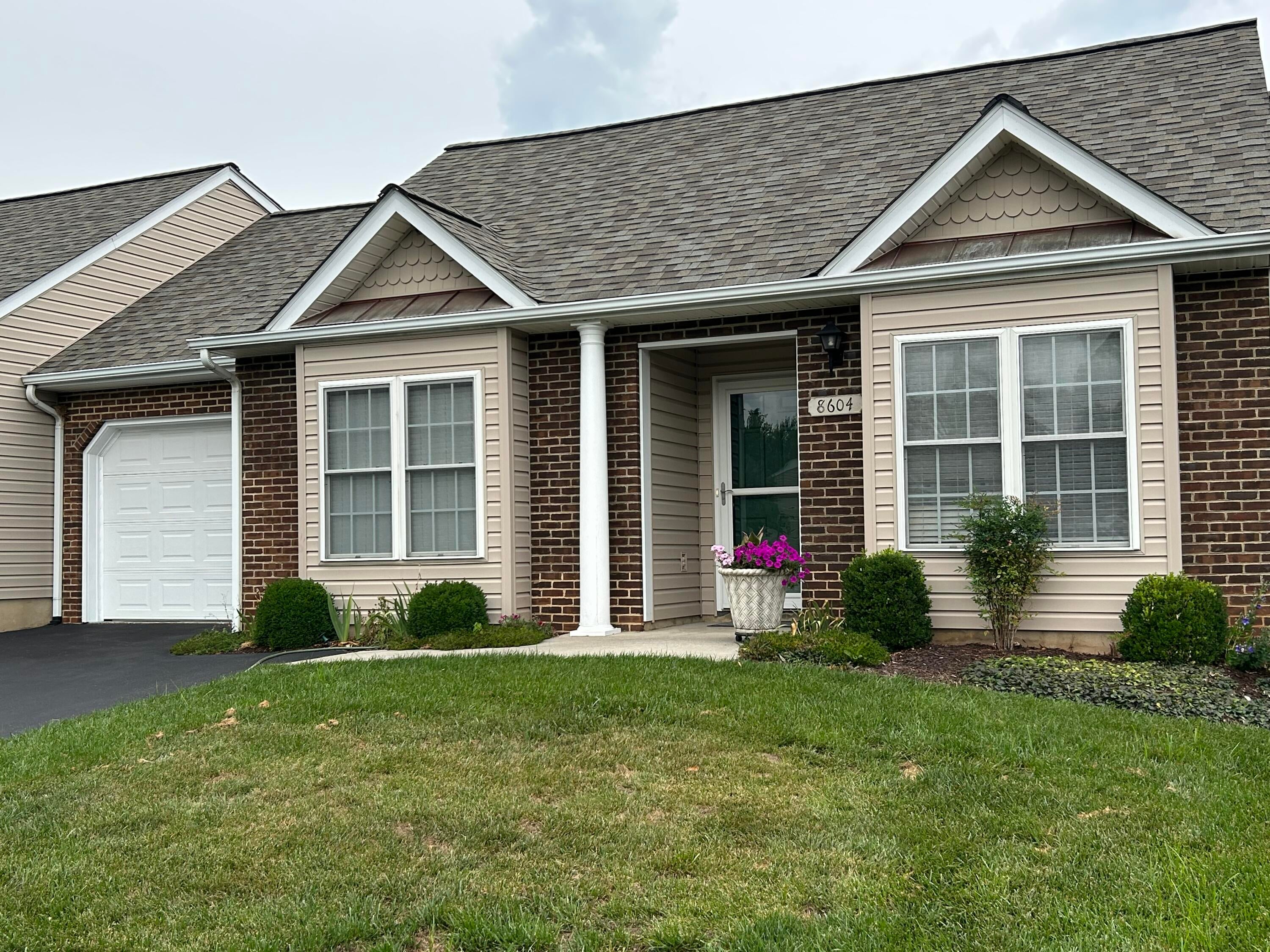 8604 South Bend Dr — photo