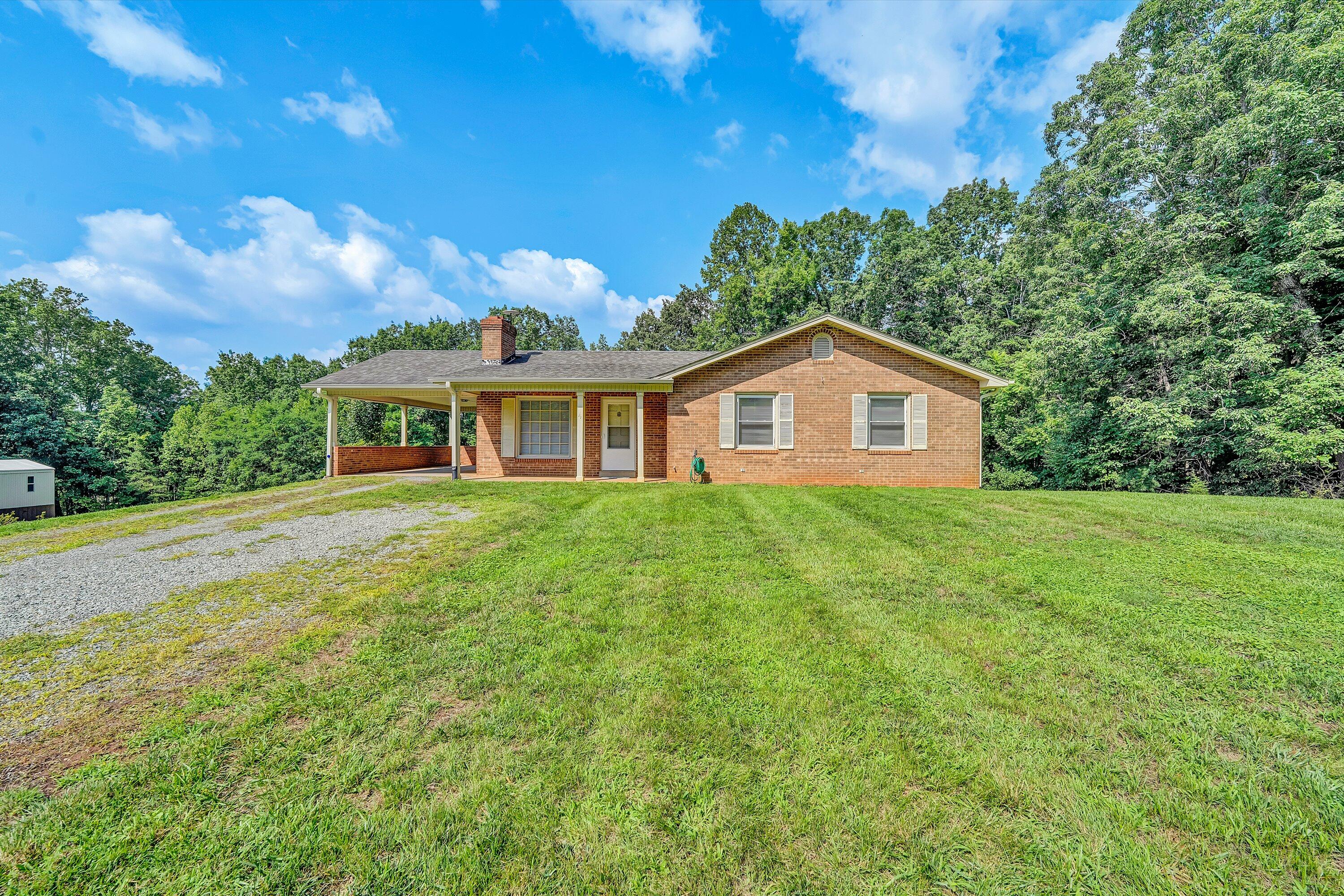 2831 Providence Church Rd — photo