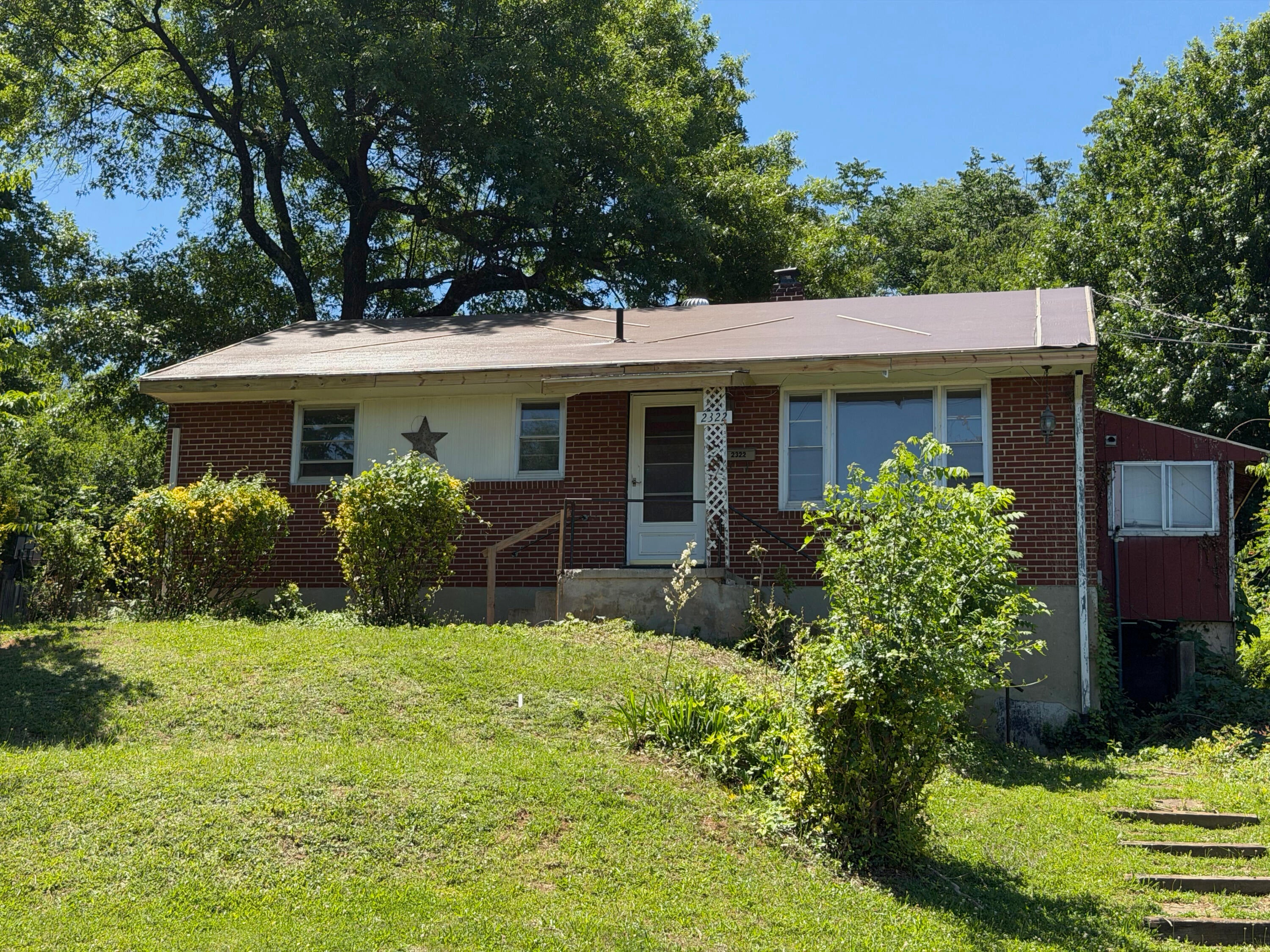 2322 Mountain View Ter SW — photo