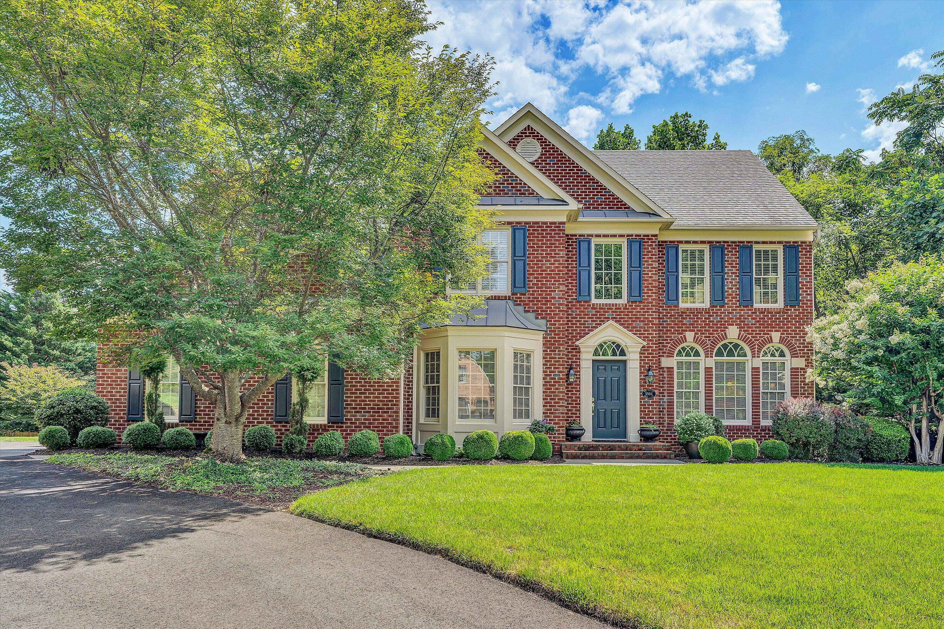 5504 Wales Ct — photo