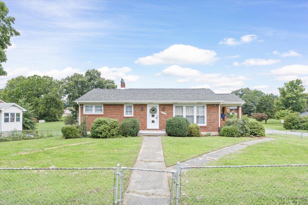3707 Colonial Ave — photo