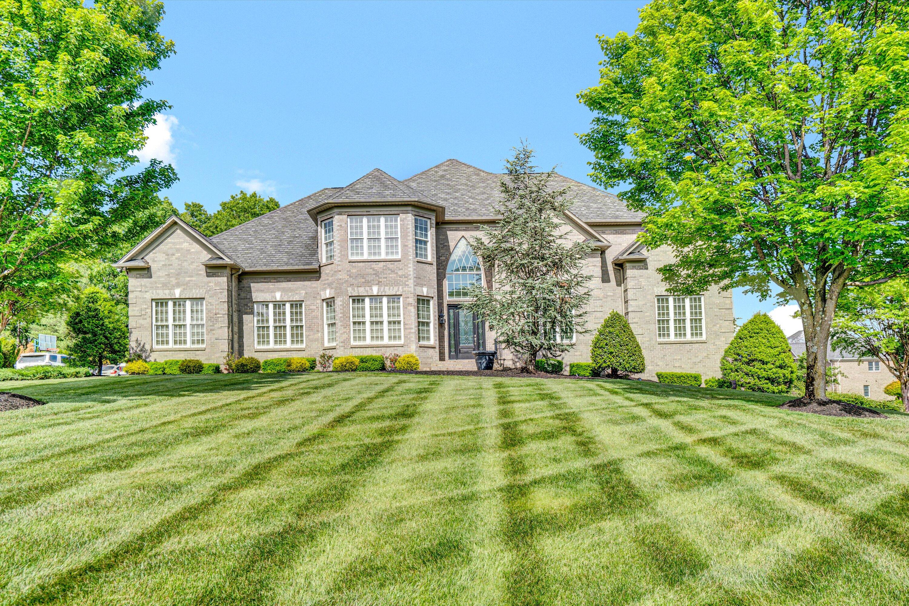 3846 Eagle Crest Dr — photo