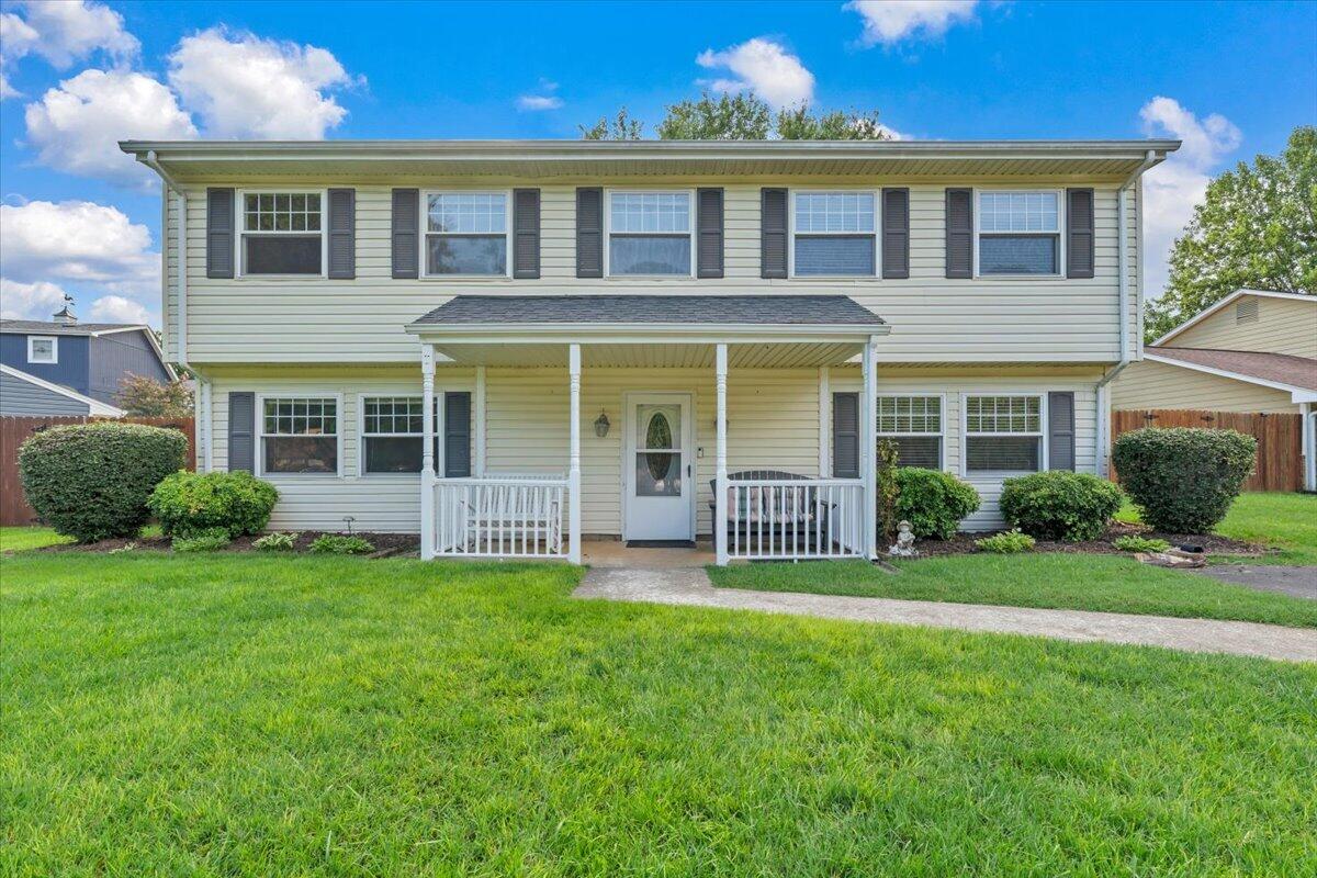 2036 Elizabeth Dr — photo