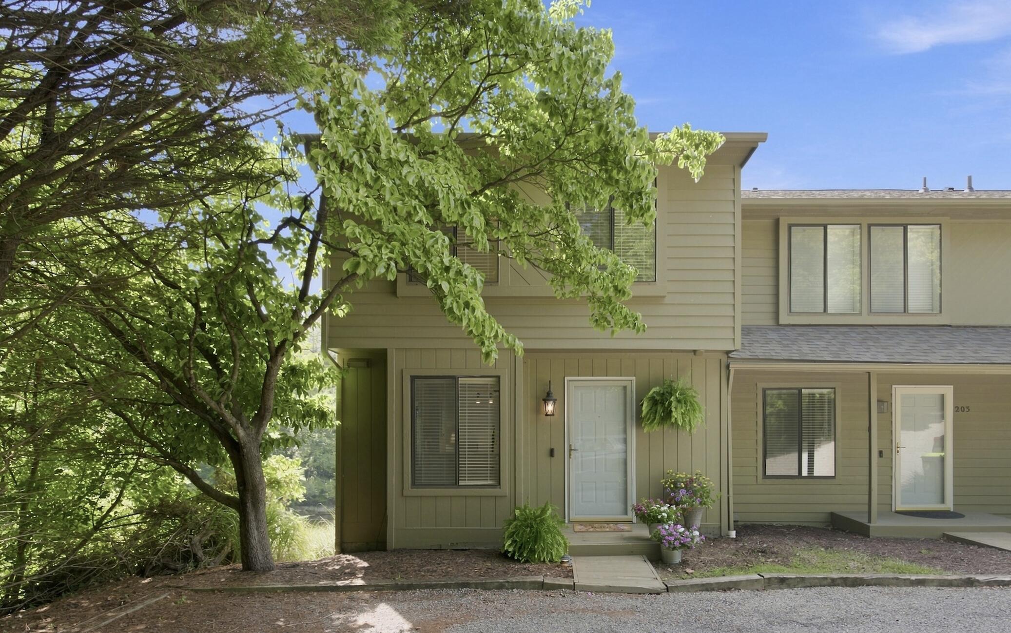 204 Harbor Ridge Dr — photo