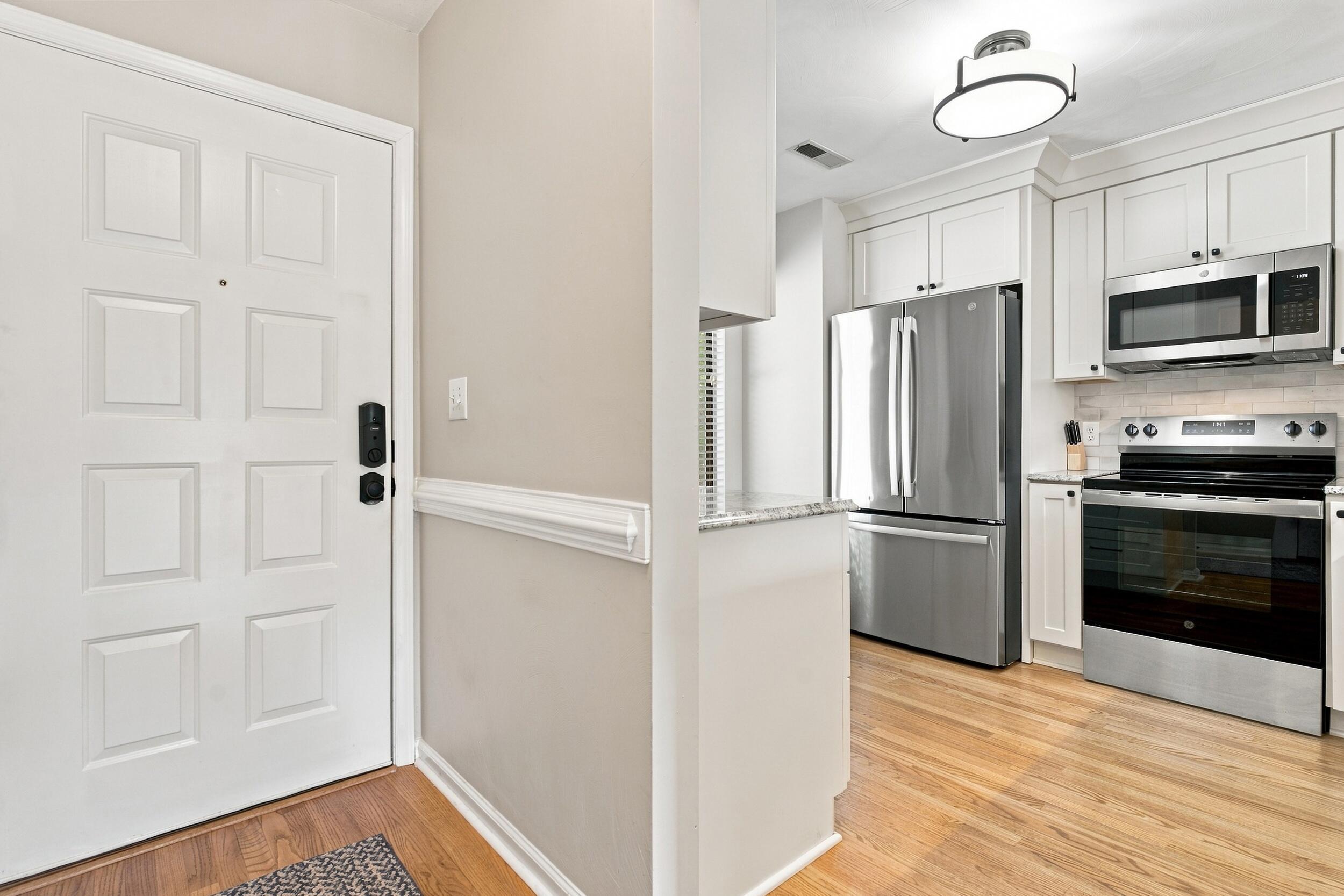 204 Harbor Ridge DR, Goodview, VA 24095 — photo 2