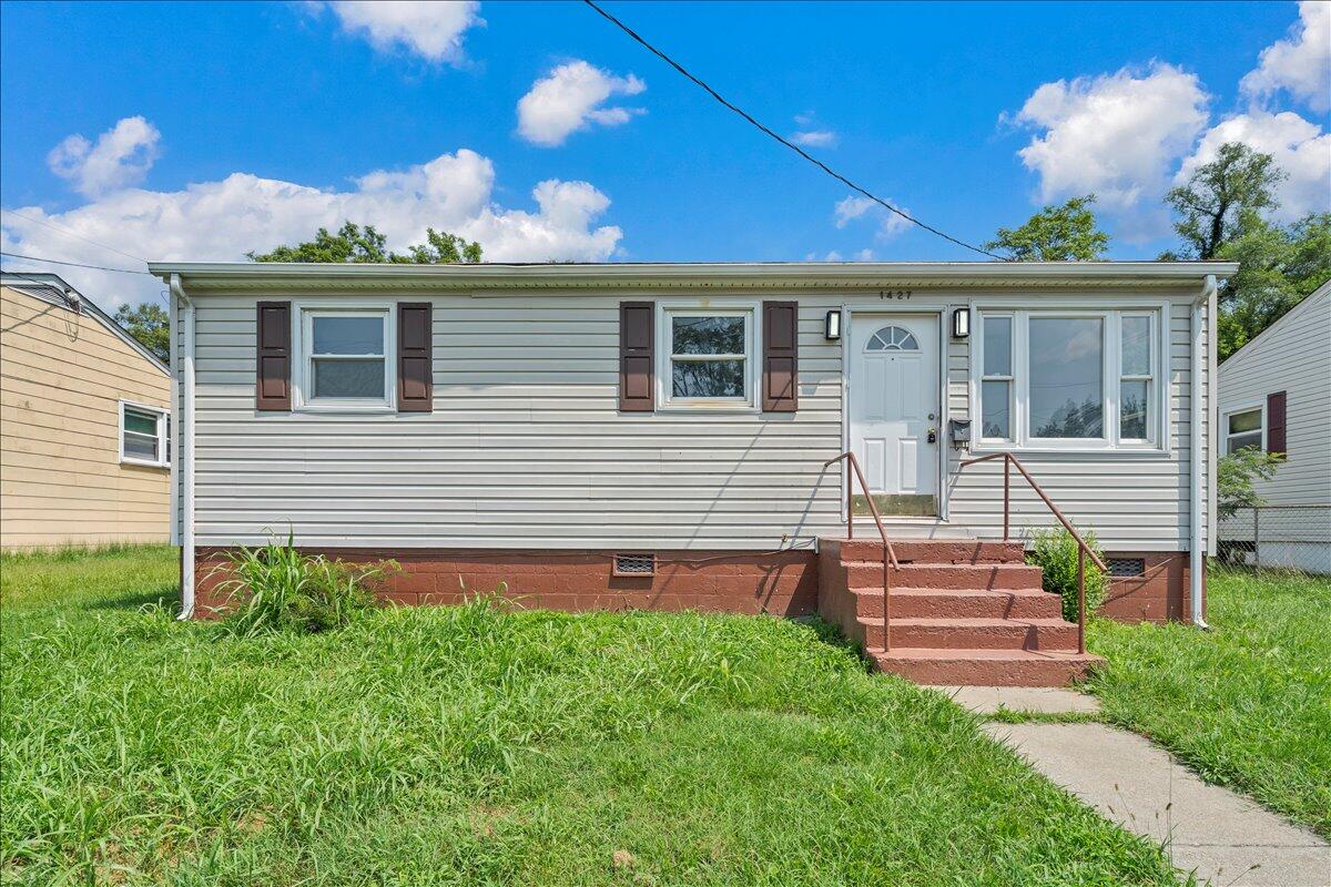 1427 Gilmer Ave NW — photo