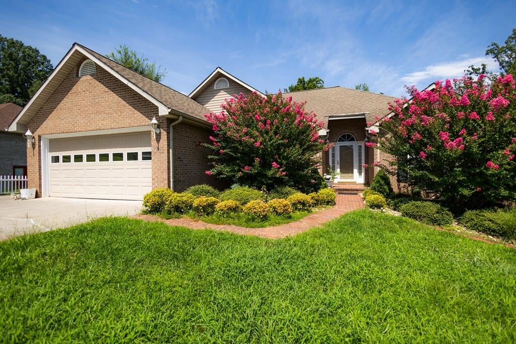 479 Beaver Ridge RD, Collinsville, VA 24078 — photo 2