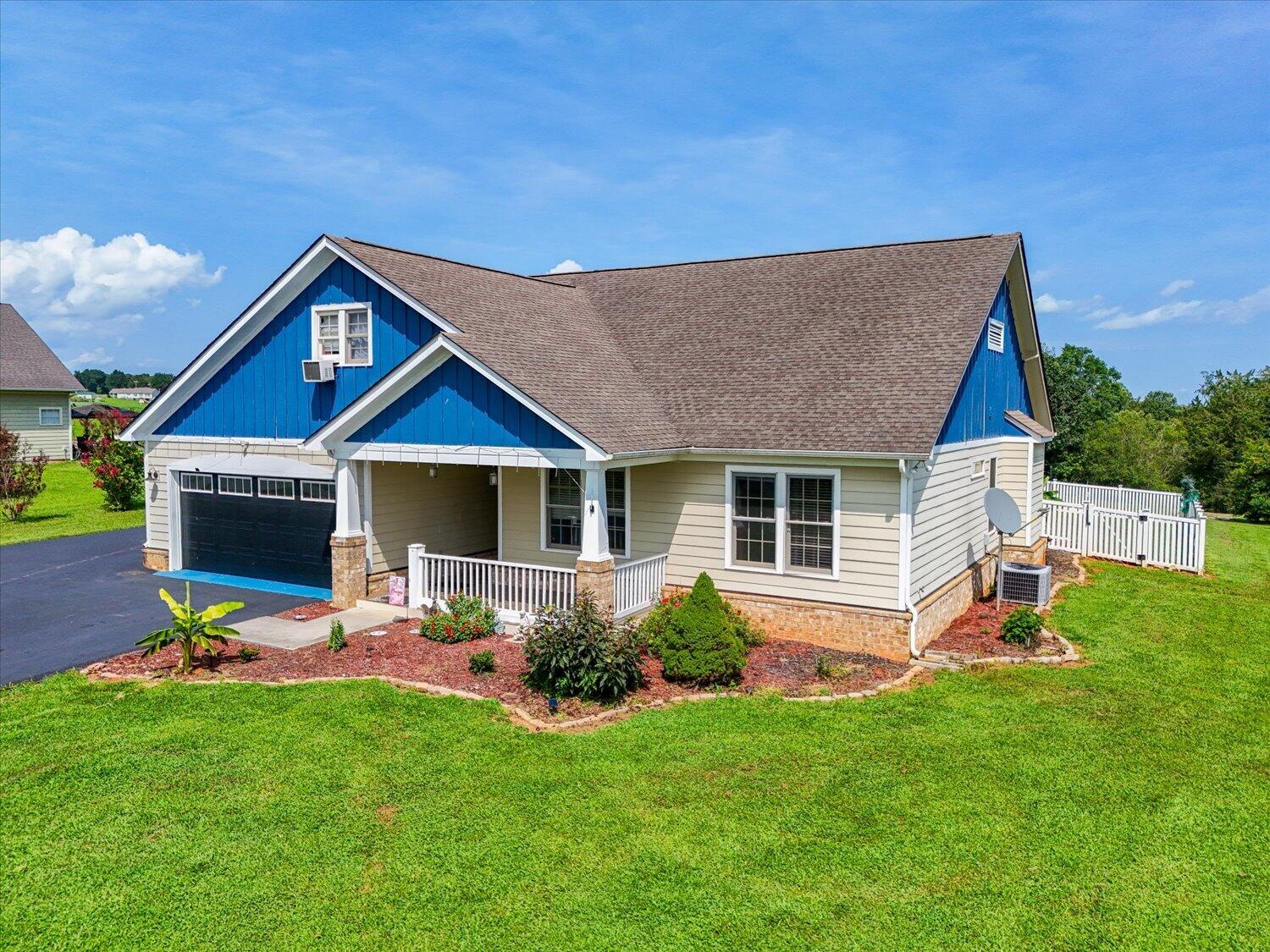 540 Nursery Rd — photo