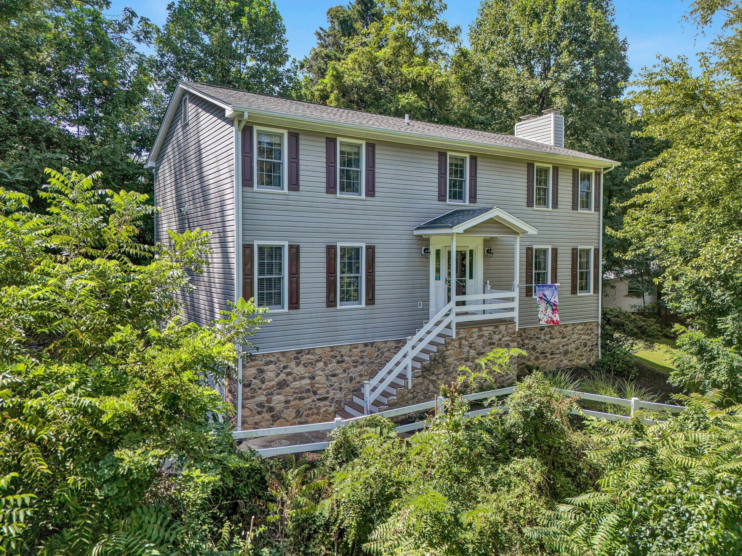 5448 Highfields Rd — photo