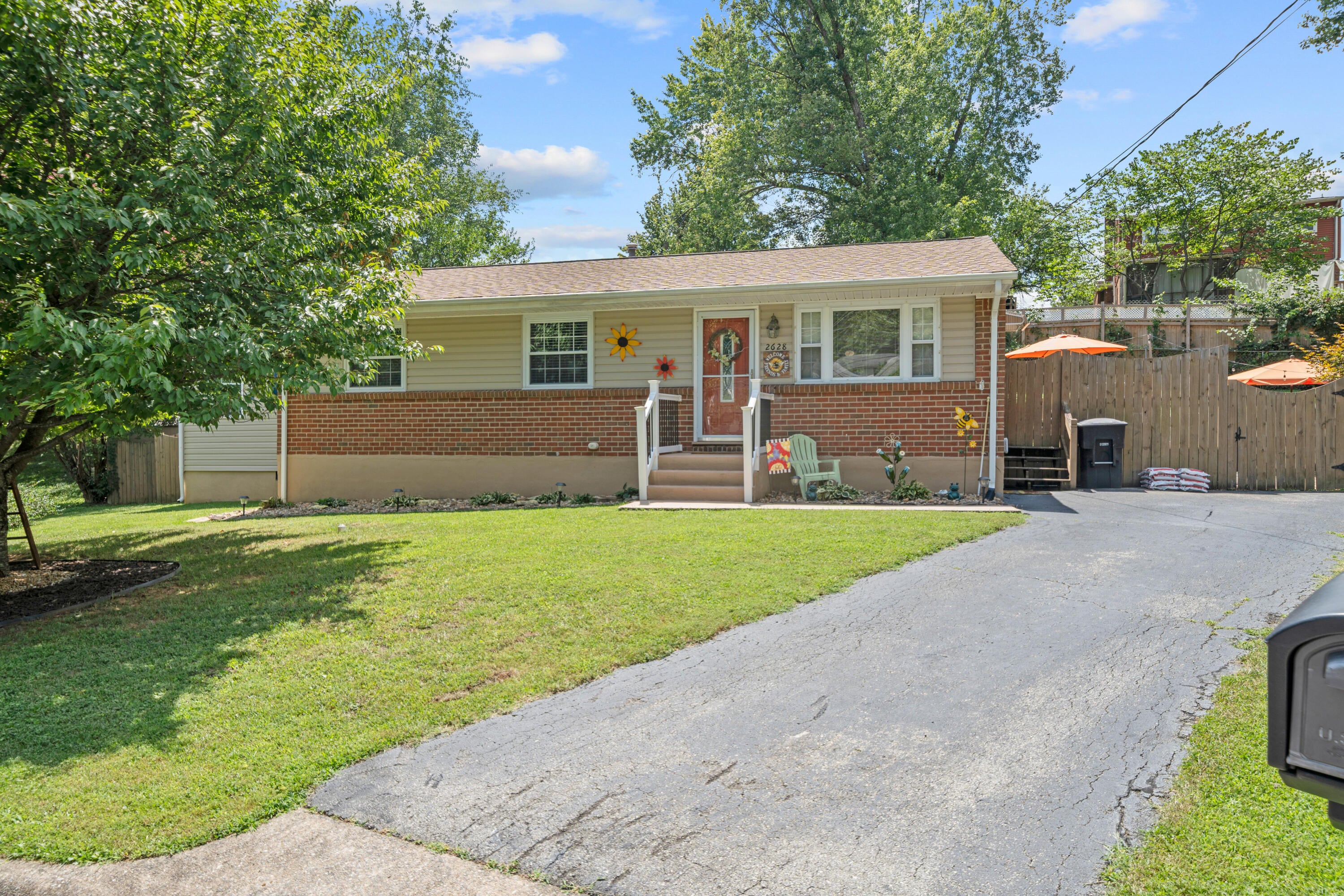2628 Green Ridge Cir — photo