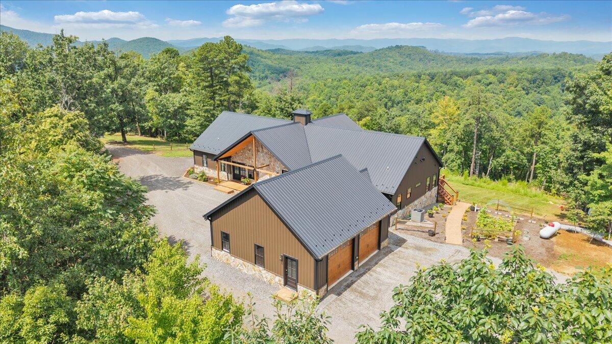 Home in Stuart, VA 24171 — photo 3