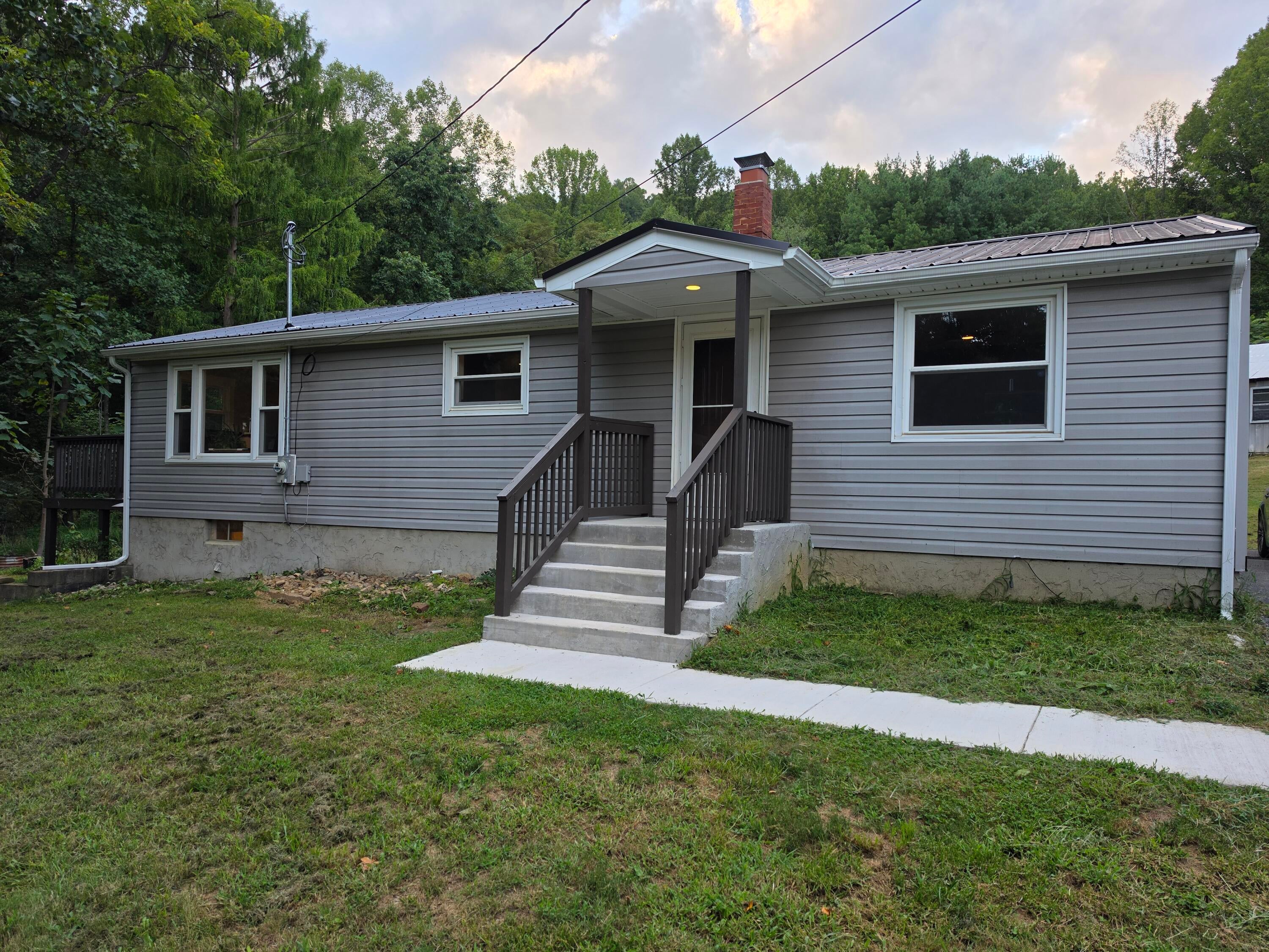 233 Masons Knob Rd — photo