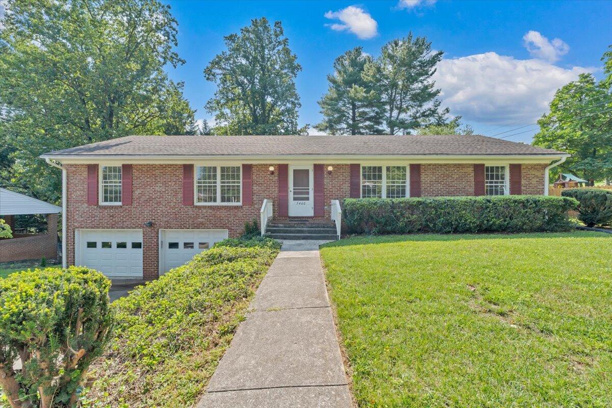 5460 Stoneybrook Dr — photo
