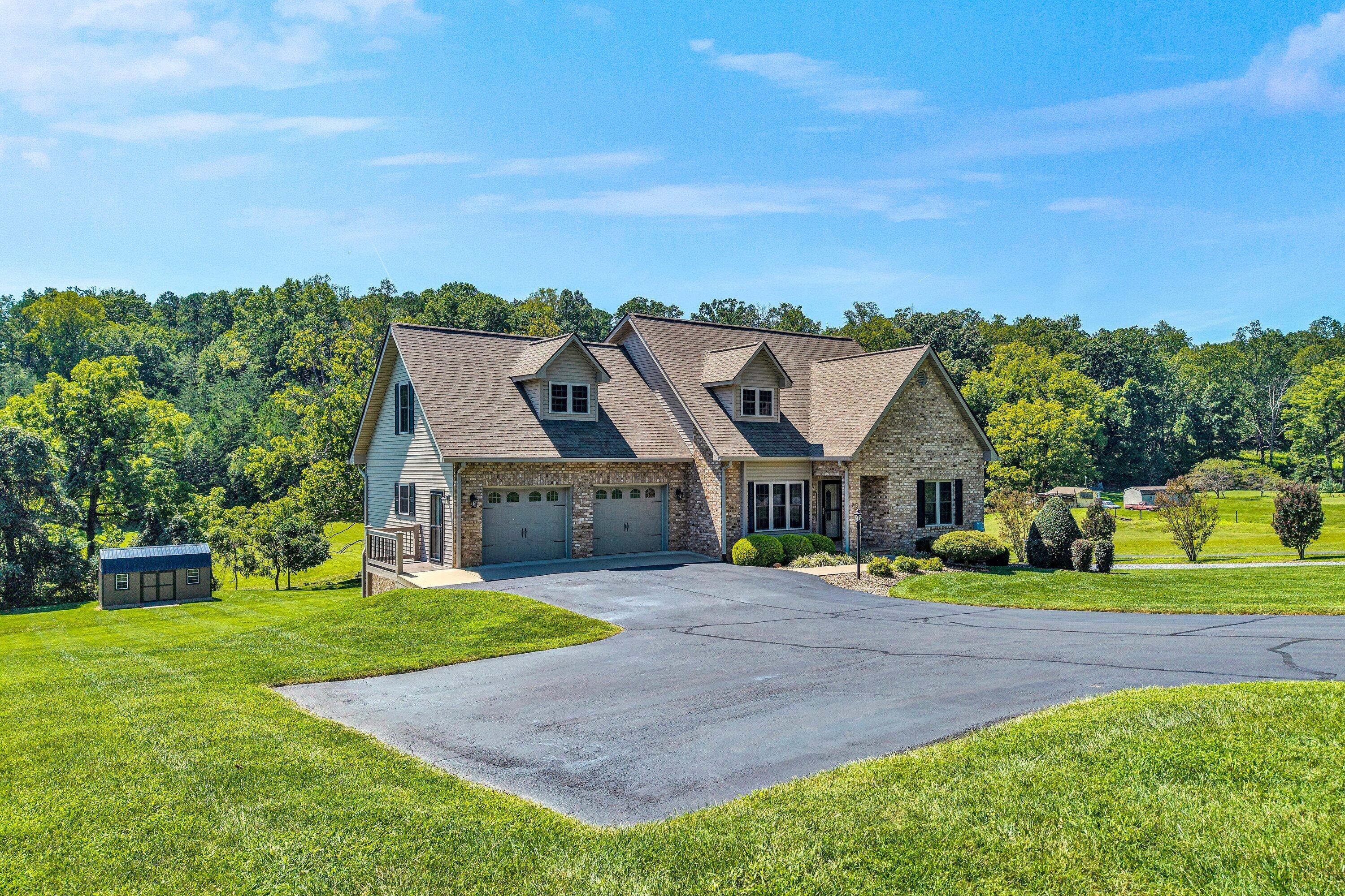 2143 Blue Ridge Springs Rd — photo