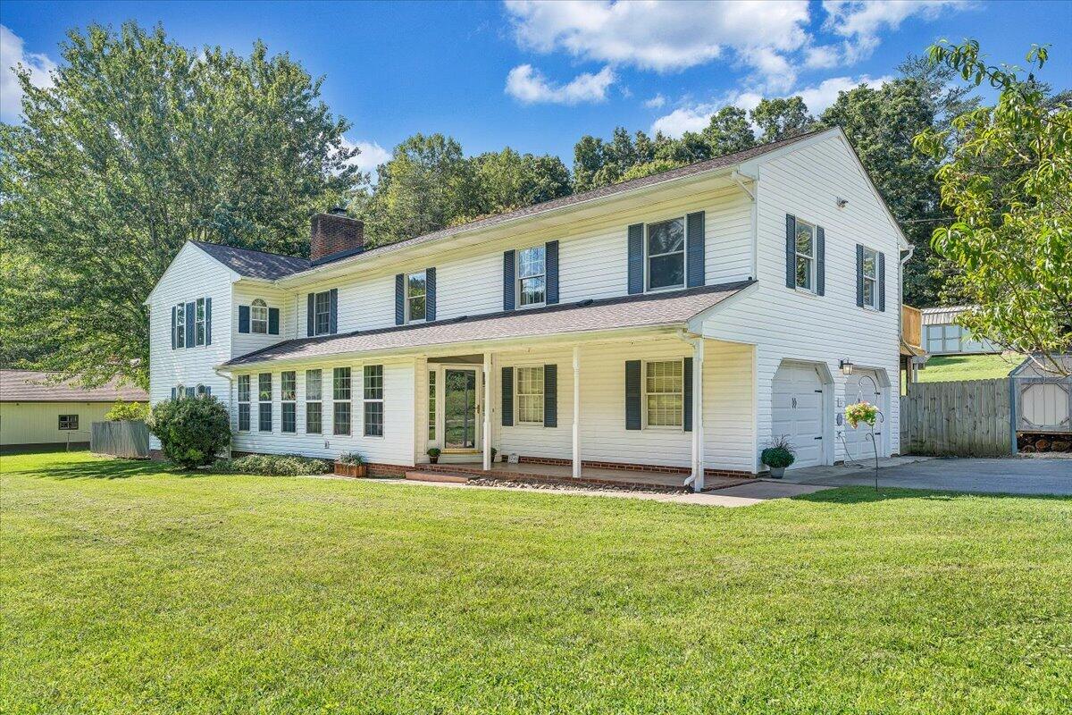 1261 Mountain Pass RD, Blue Ridge, VA 24064 — photo 2