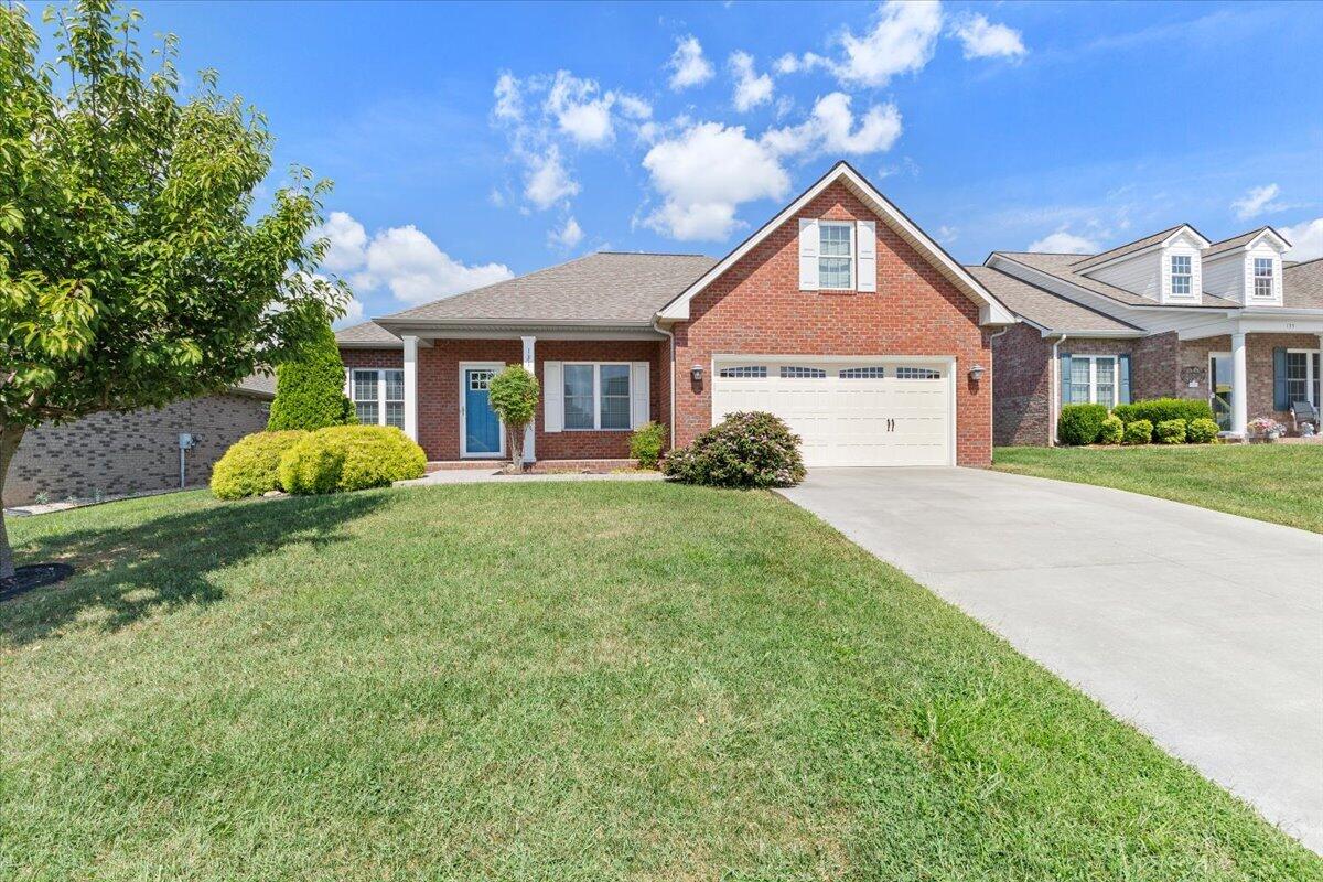 131 North Oaks Dr — photo