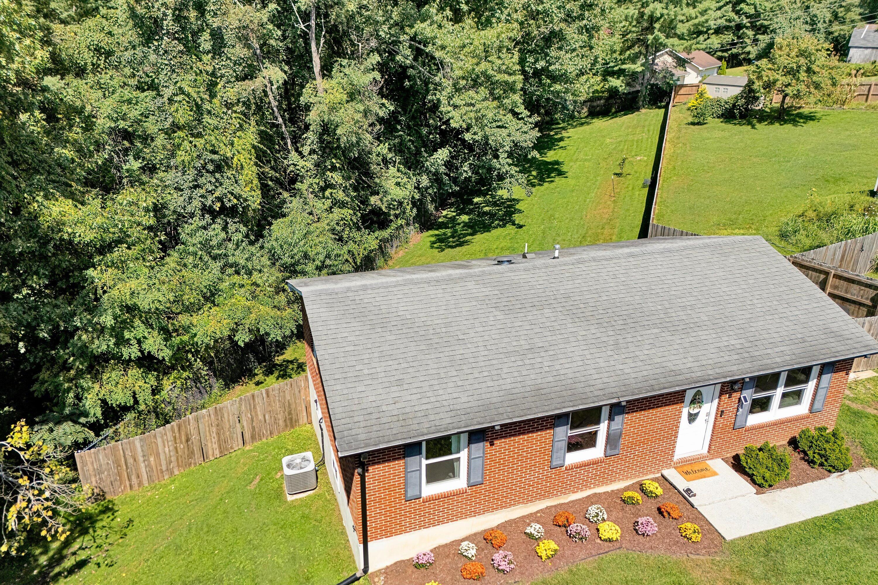 10380 Ivy Ridge RD, Bent Mountain, VA 24059 — photo 3