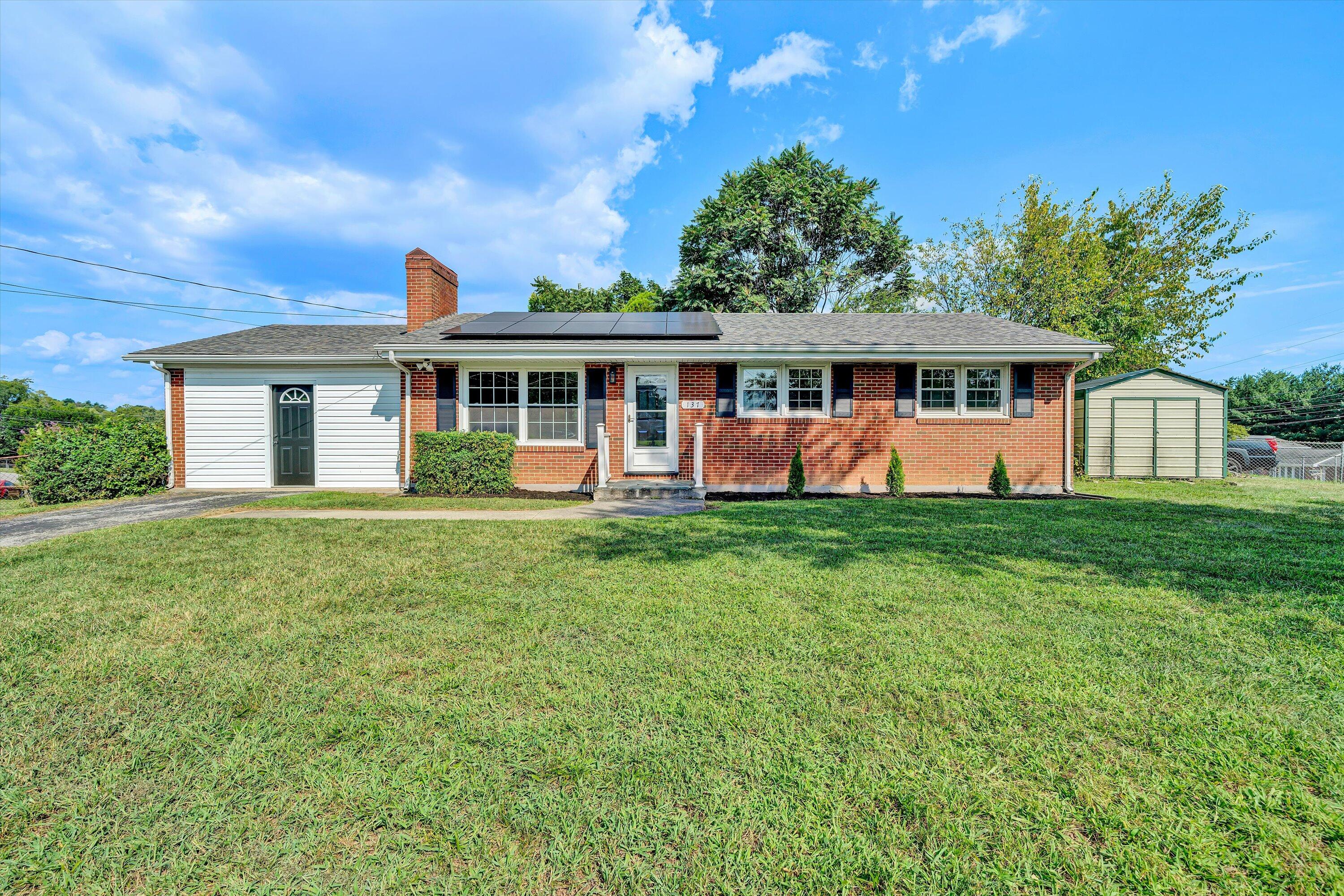 137 Frances Dr NW — photo