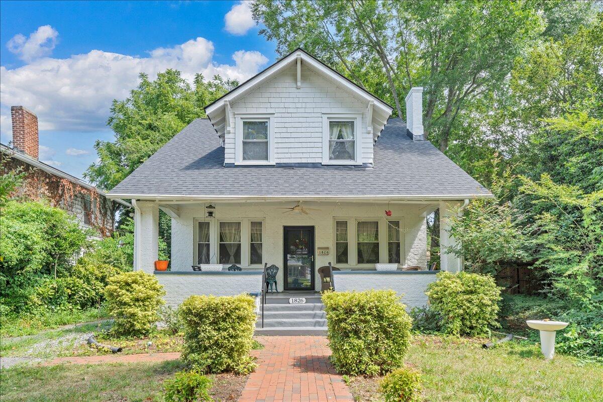 1826 Arlington Rd SW — photo